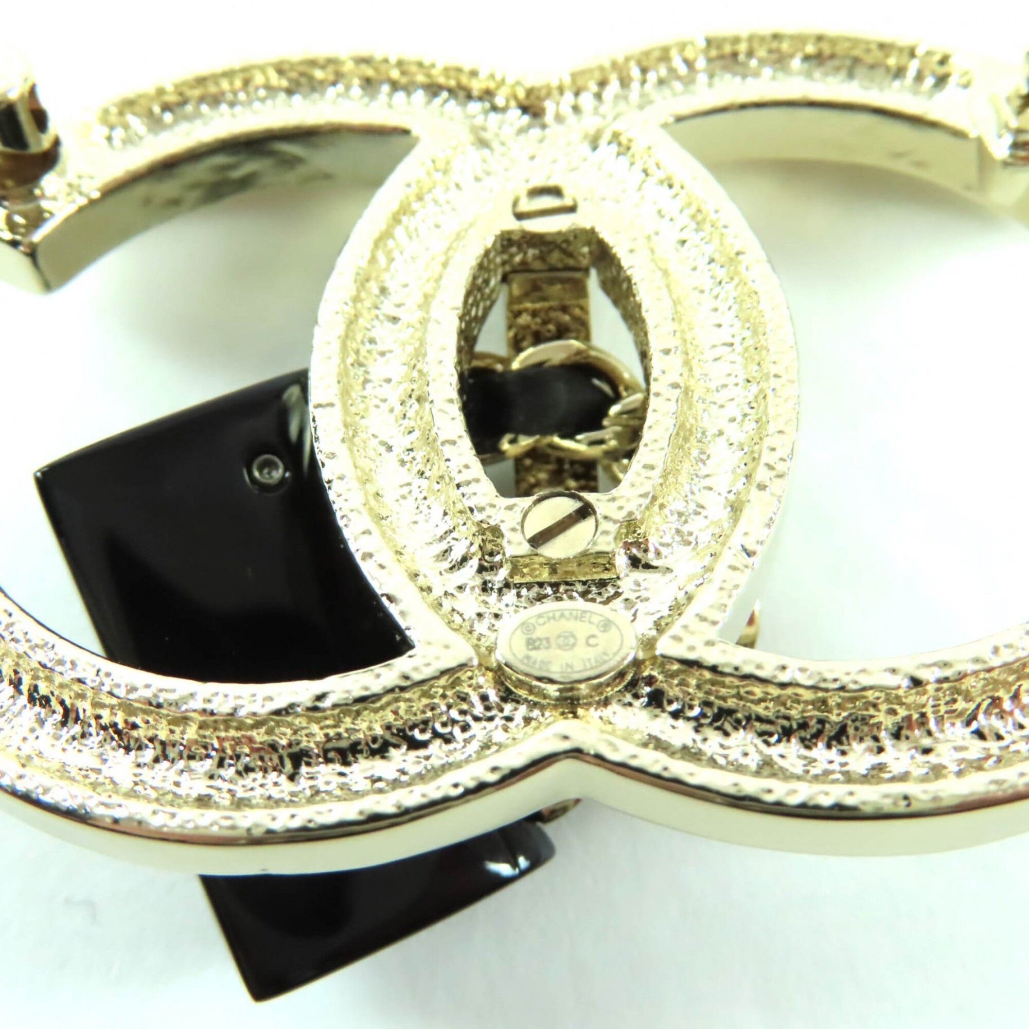 Chanel CHANEL B23C Coco Mark Bag Brooch Gold Black with Box and Dust Made in Italy Women's Size ONE SIZE - 8 Thumbnail