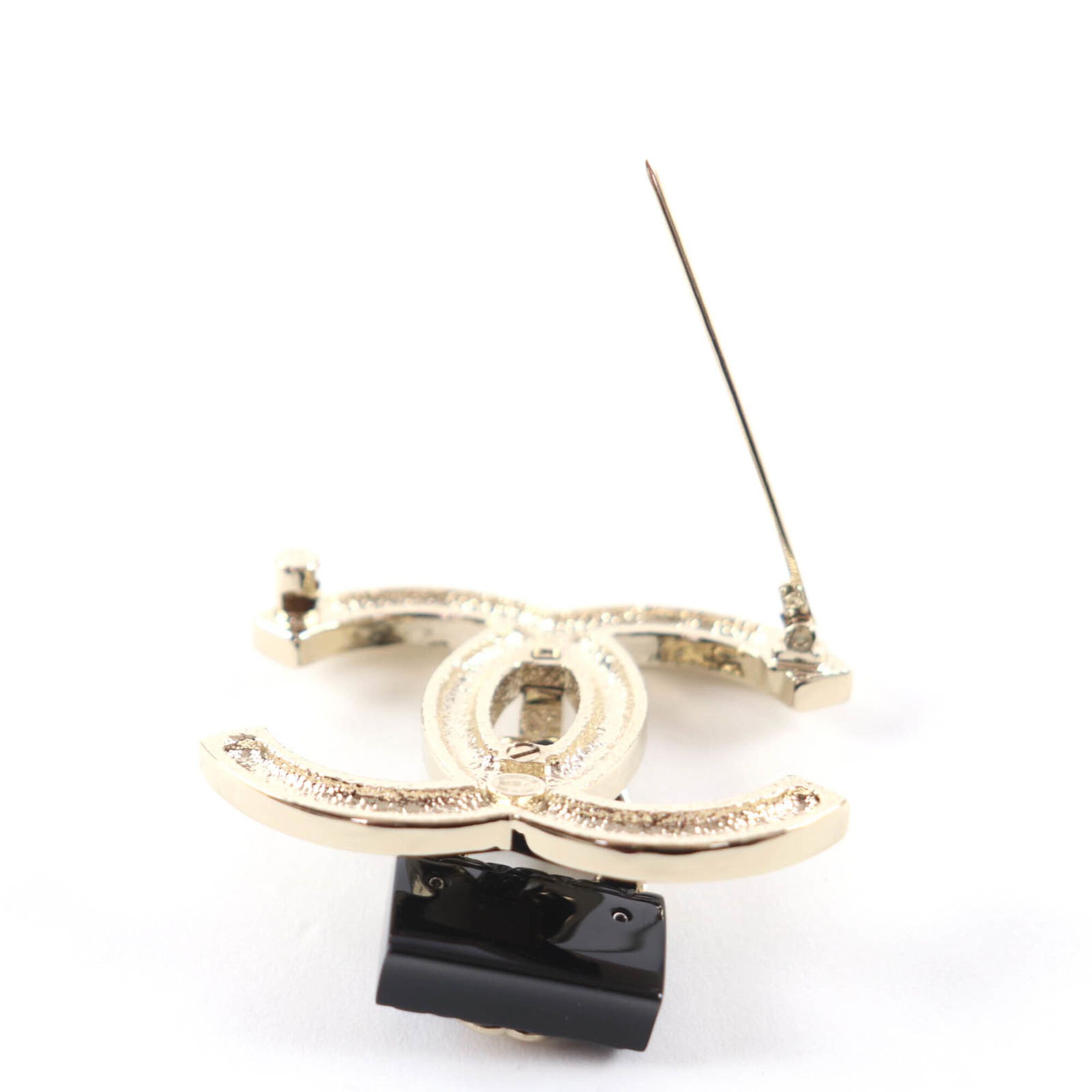 Chanel CHANEL B23C Coco Mark Bag Brooch Gold Black with Box and Dust Made in Italy Women's Size ONE SIZE - 5 Thumbnail