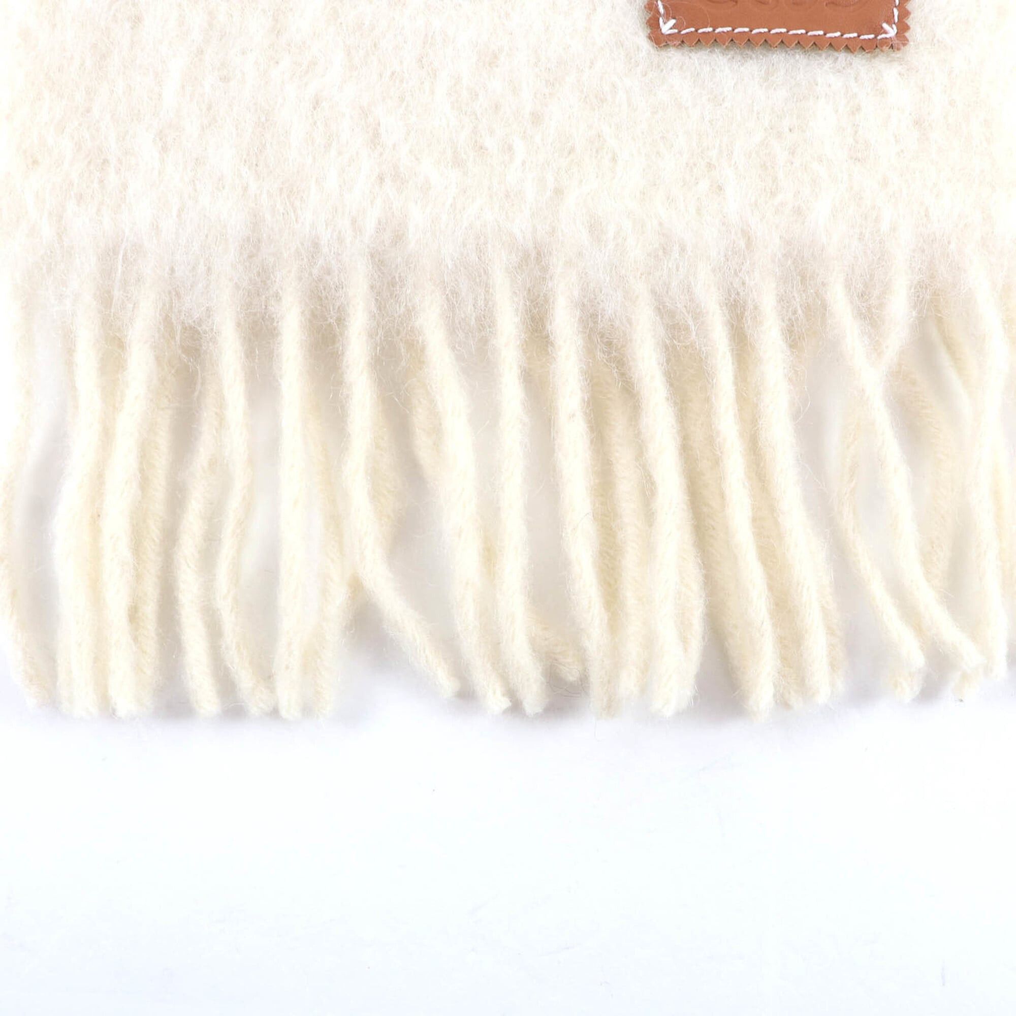 Loewe LOEWE A-28003861 Mohair and Wool Blend Scarf with Leather Anagram Patch Fringe, Ivory, Made in Spain, Authentic, Women's Size ONE SIZE - 4 Thumbnail