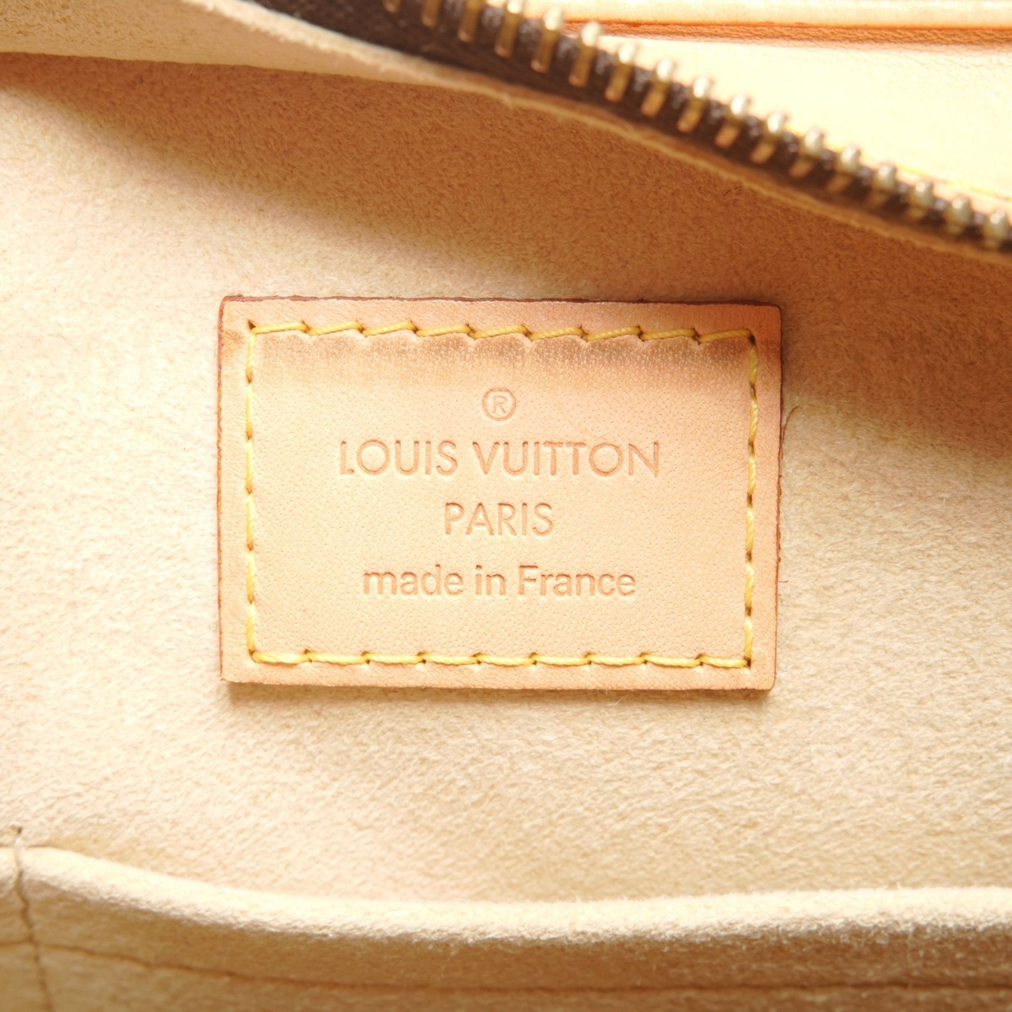 Louis Vuitton Louis Vuitton Hudson GM Monogram Shoulder Bag, Brown, 2006 model. Size ONE SIZE - 9 Thumbnail