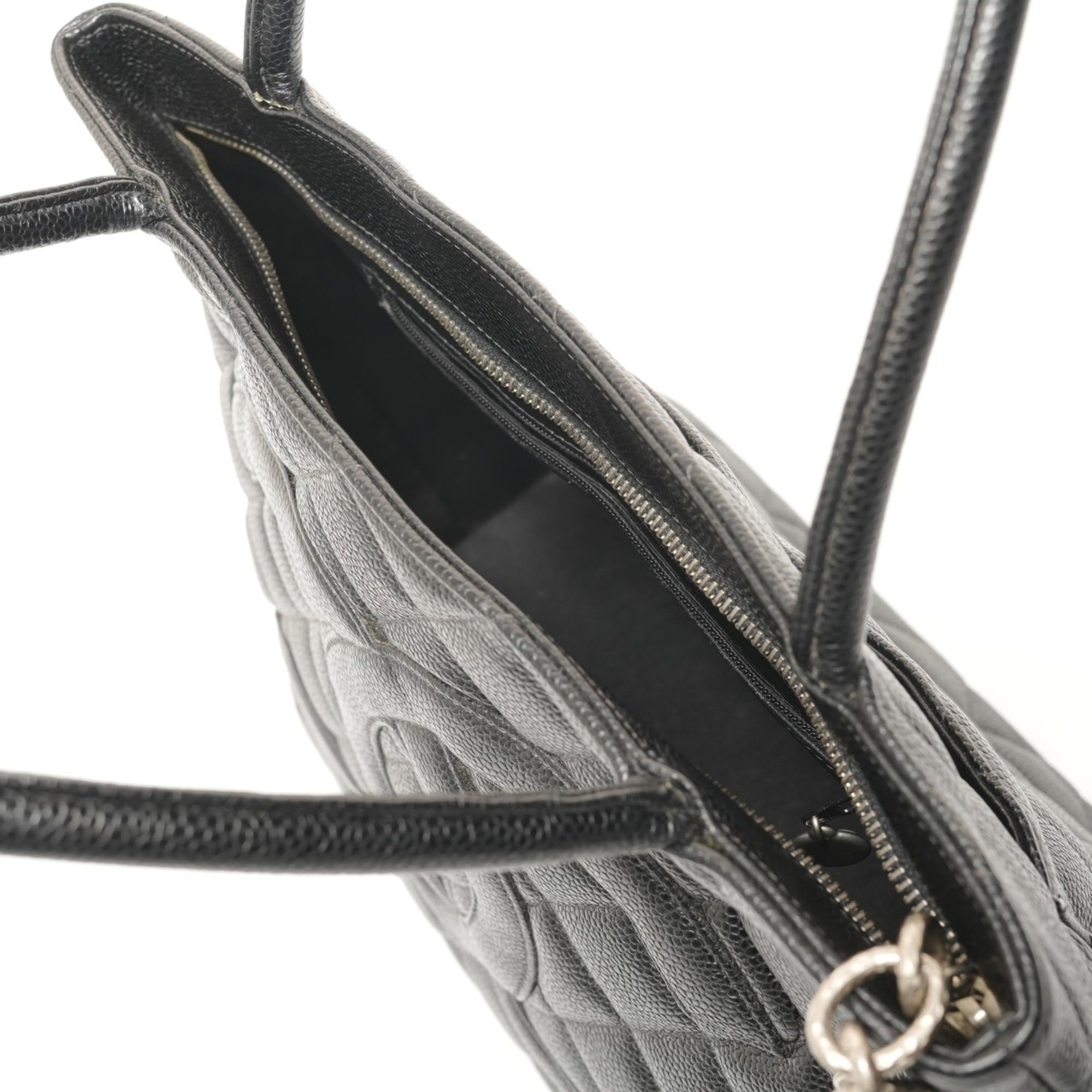 Chanel Chanel Reissue Tote Bag, Coco Mark Medallion, Caviar Leather, Black Size ONE SIZE - 11 Thumbnail