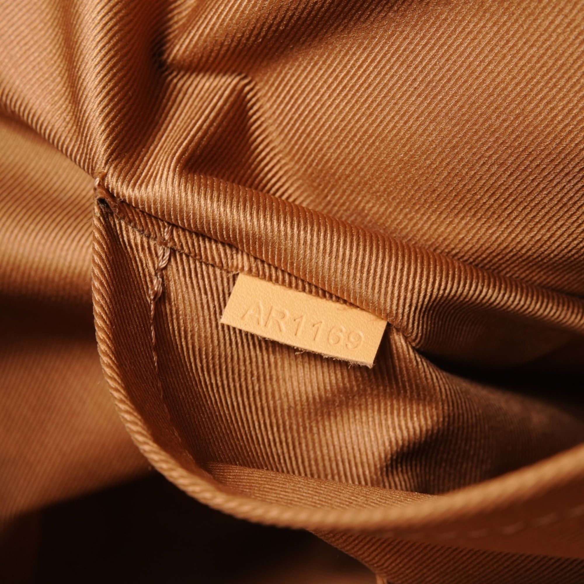 Louis Vuitton Louis Vuitton Monogram Trio Backpack, 2019 model, Brown. Size ONE SIZE - 11 Thumbnail