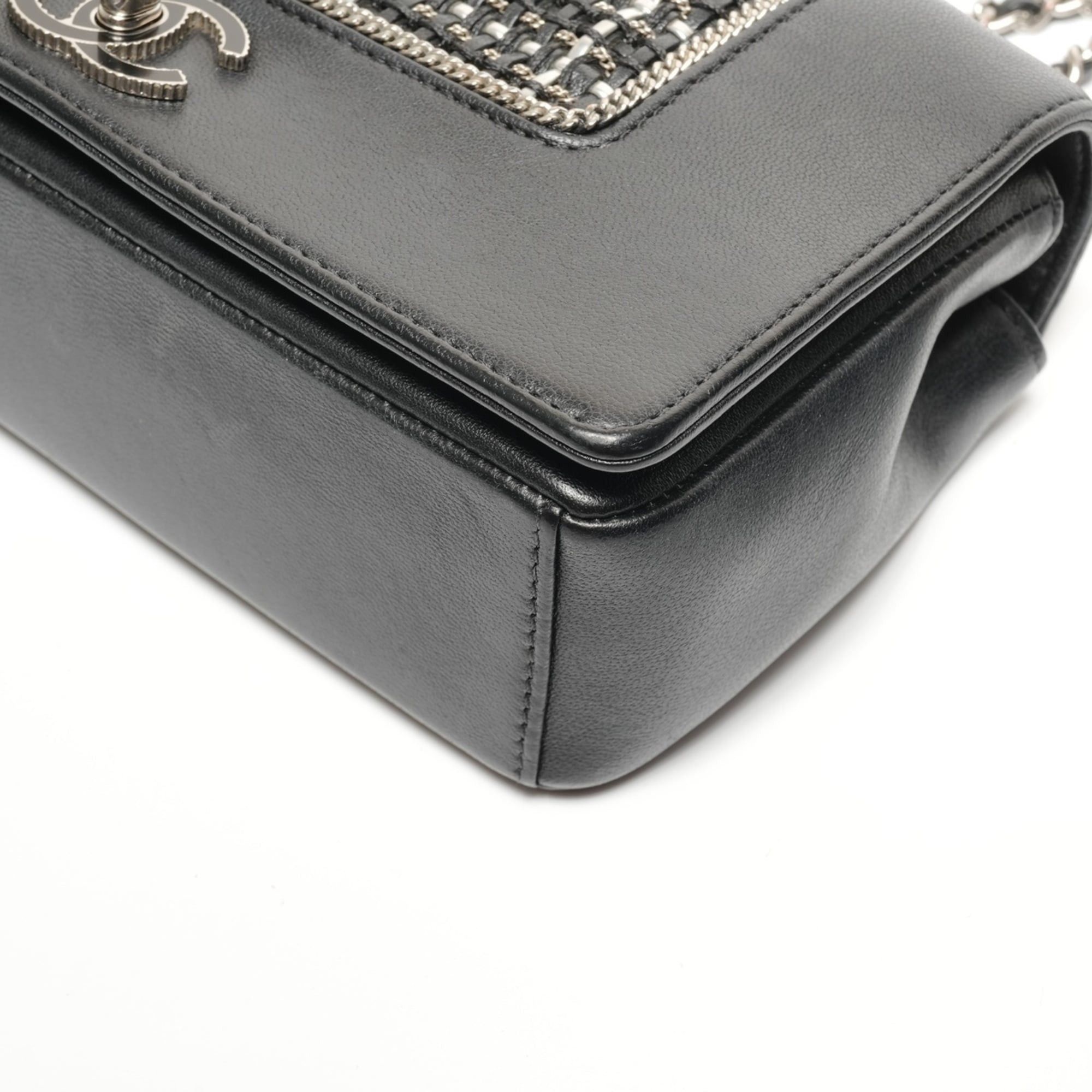 Chanel Chanel Lambskin Double Flap Check Shoulder Bag, Black Size ONE SIZE - 6 Thumbnail
