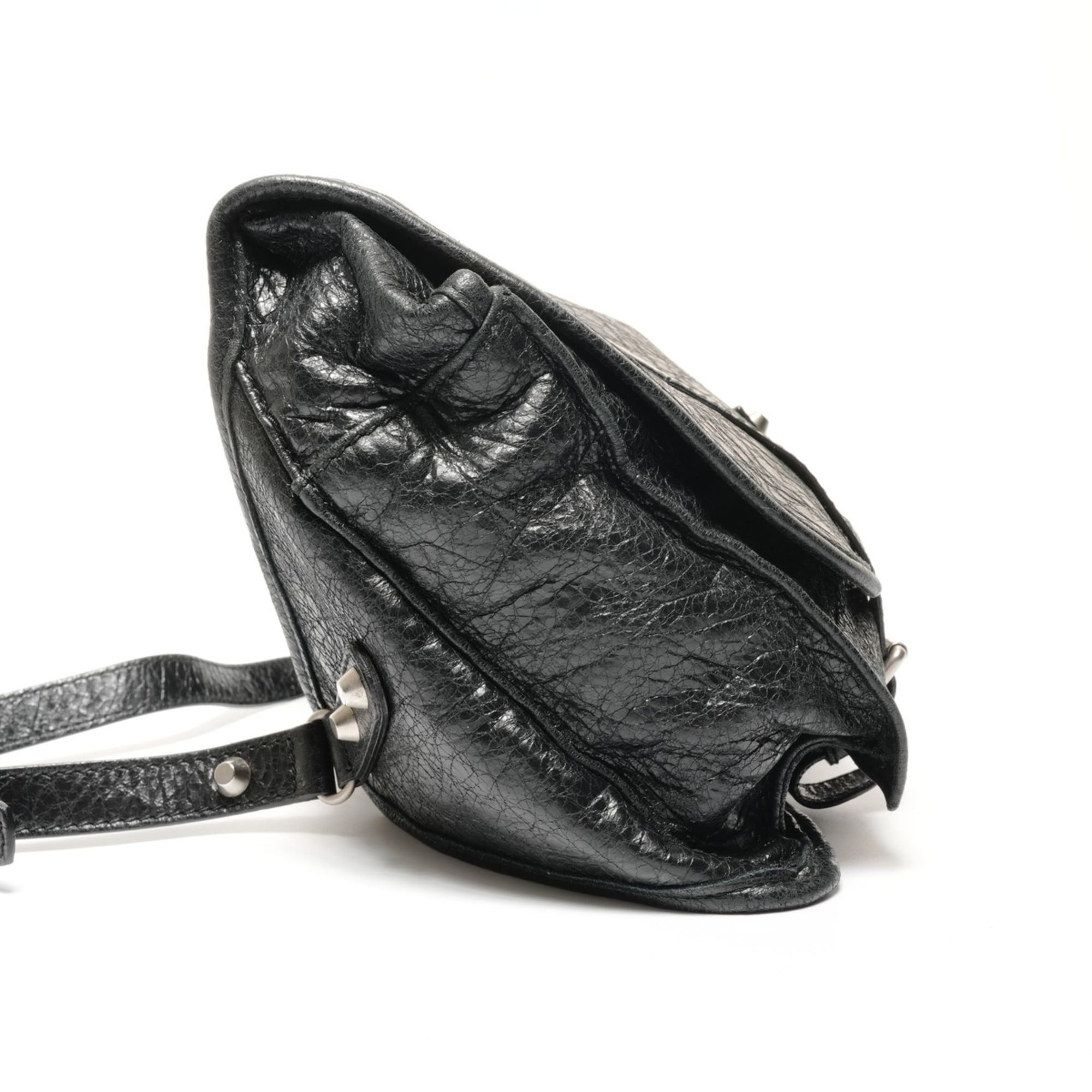 Balenciaga Balenciaga body bag, wrinkled finish, shoulder black. Size ONE SIZE - 3 Thumbnail