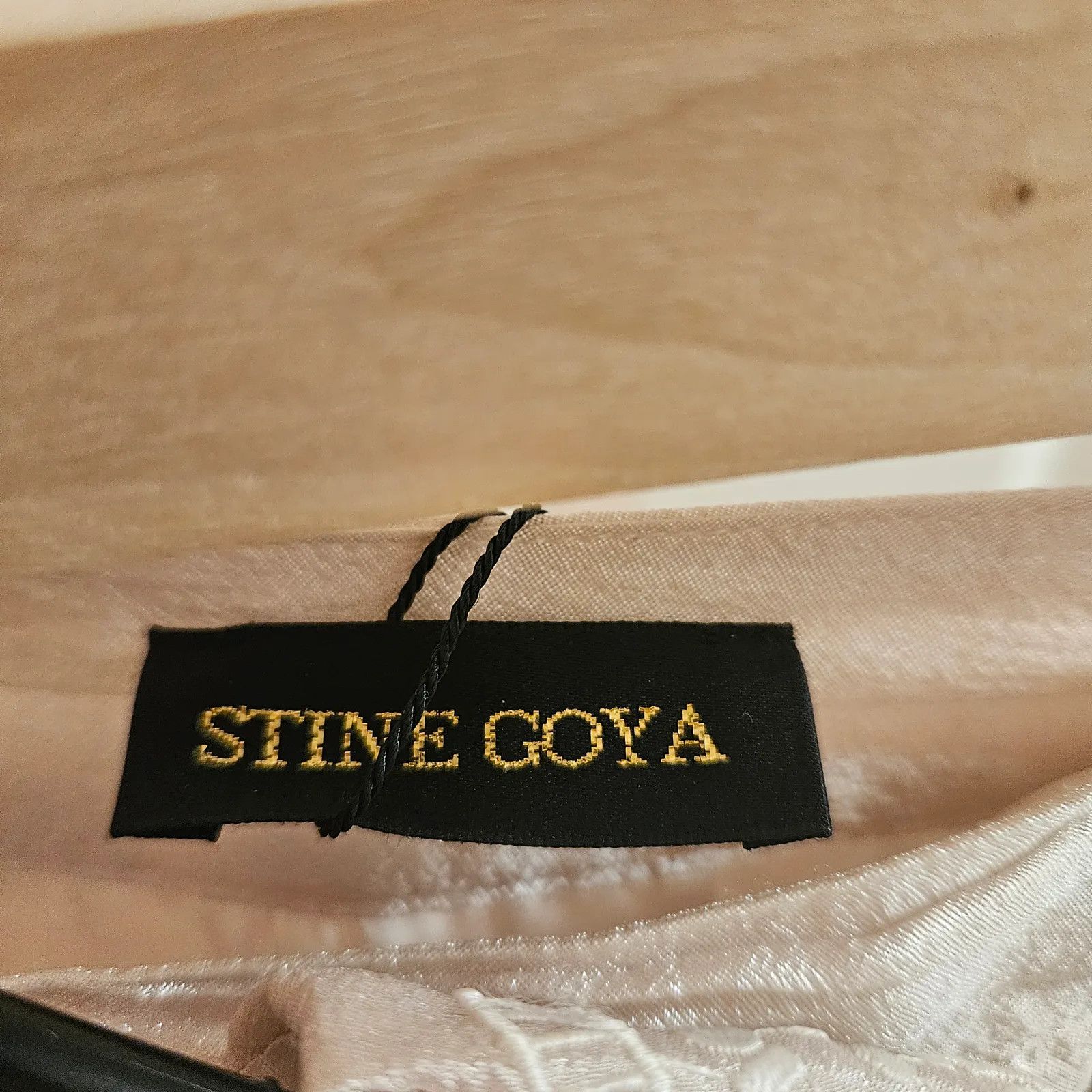 Stine Goya Stine Goya Betty Skirt Size 27" / US 4 / IT 40 - 3 Thumbnail