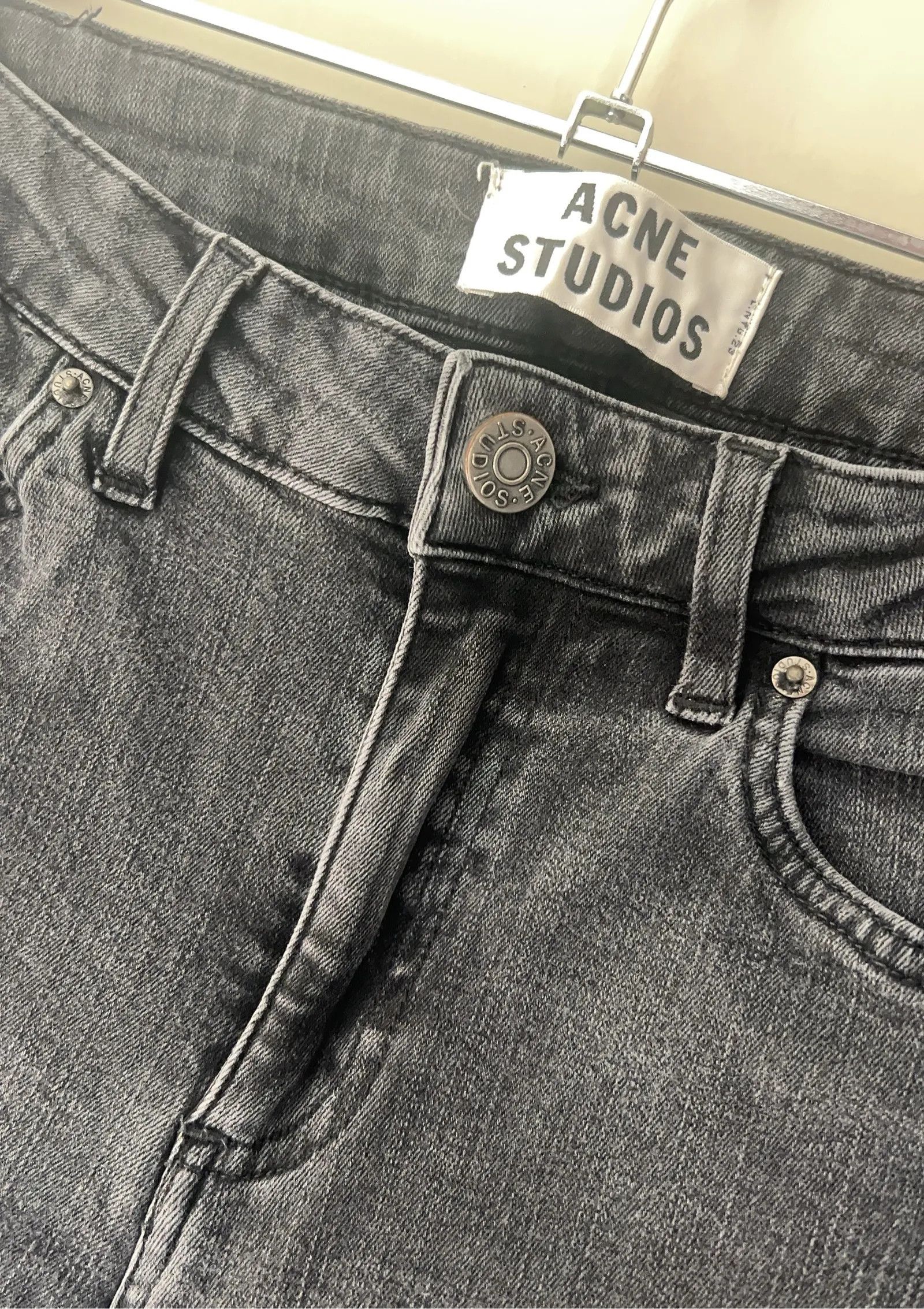 Acne Studios Acne Studios Skin 5 used black Jeans Size 27" / US 4 / IT 40 - 2 Thumbnail