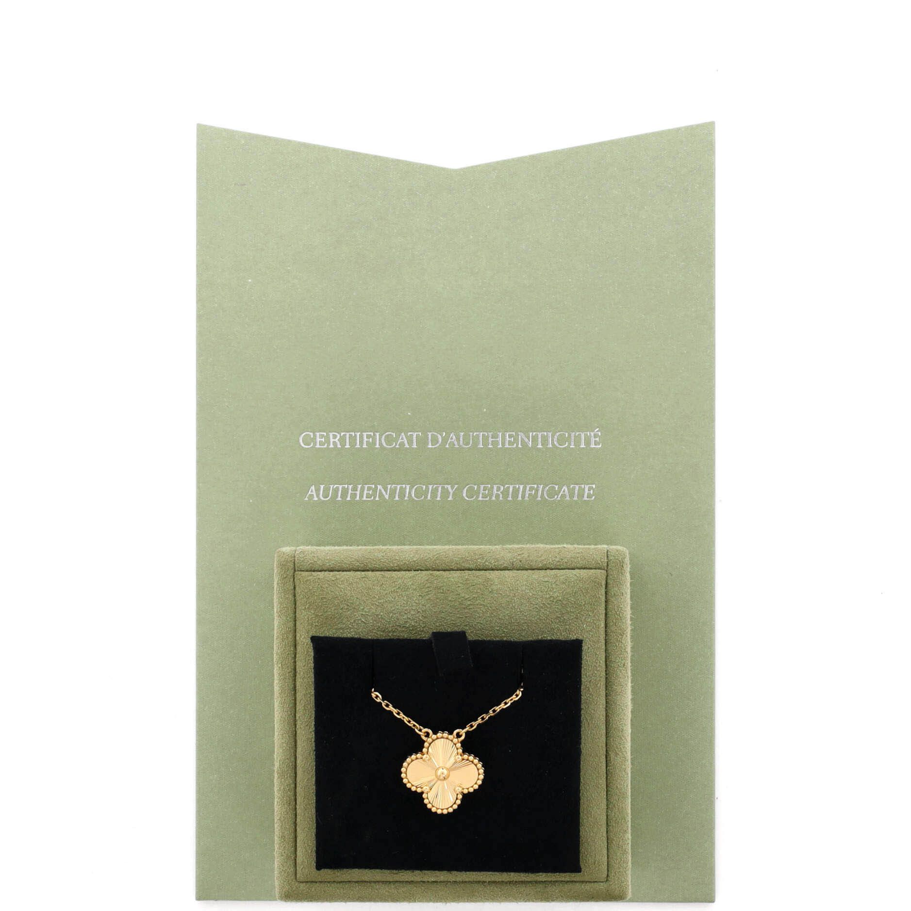 Van Cleef & Arpels Vintage Alhambra Pendant Necklace Size ONE SIZE - 2 Thumbnail