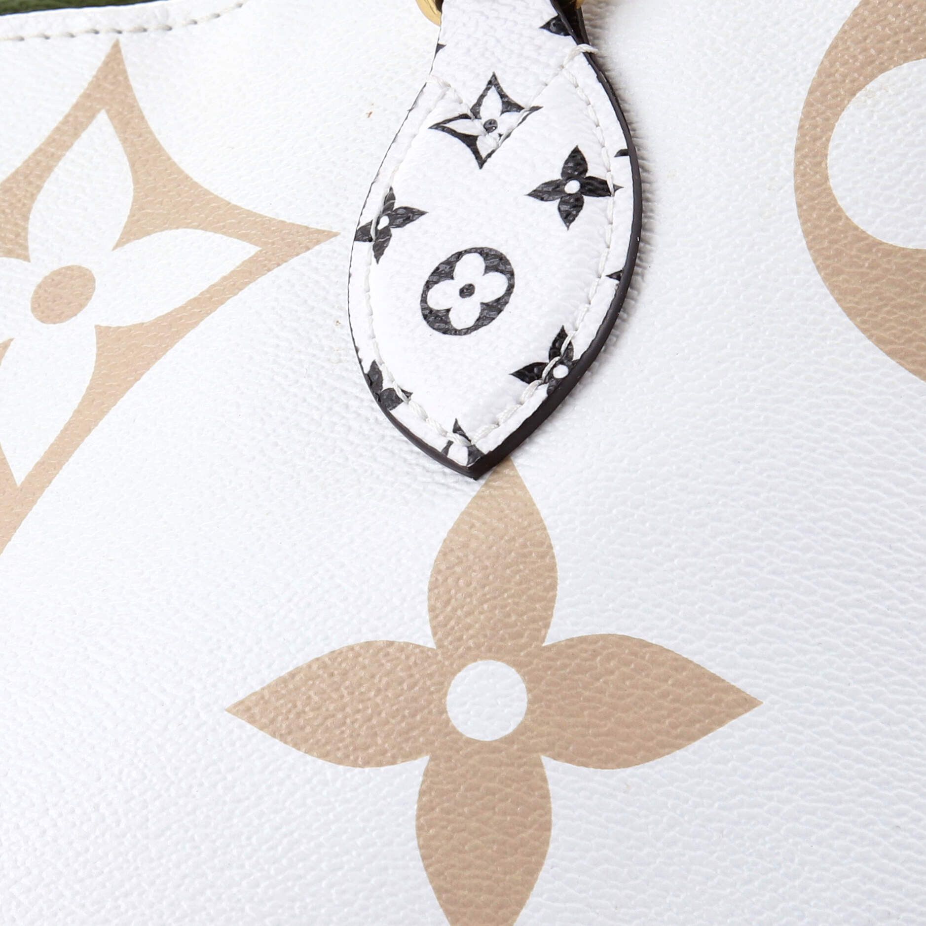 Louis Vuitton OnTheGo Tote Size ONE SIZE - 8 Thumbnail