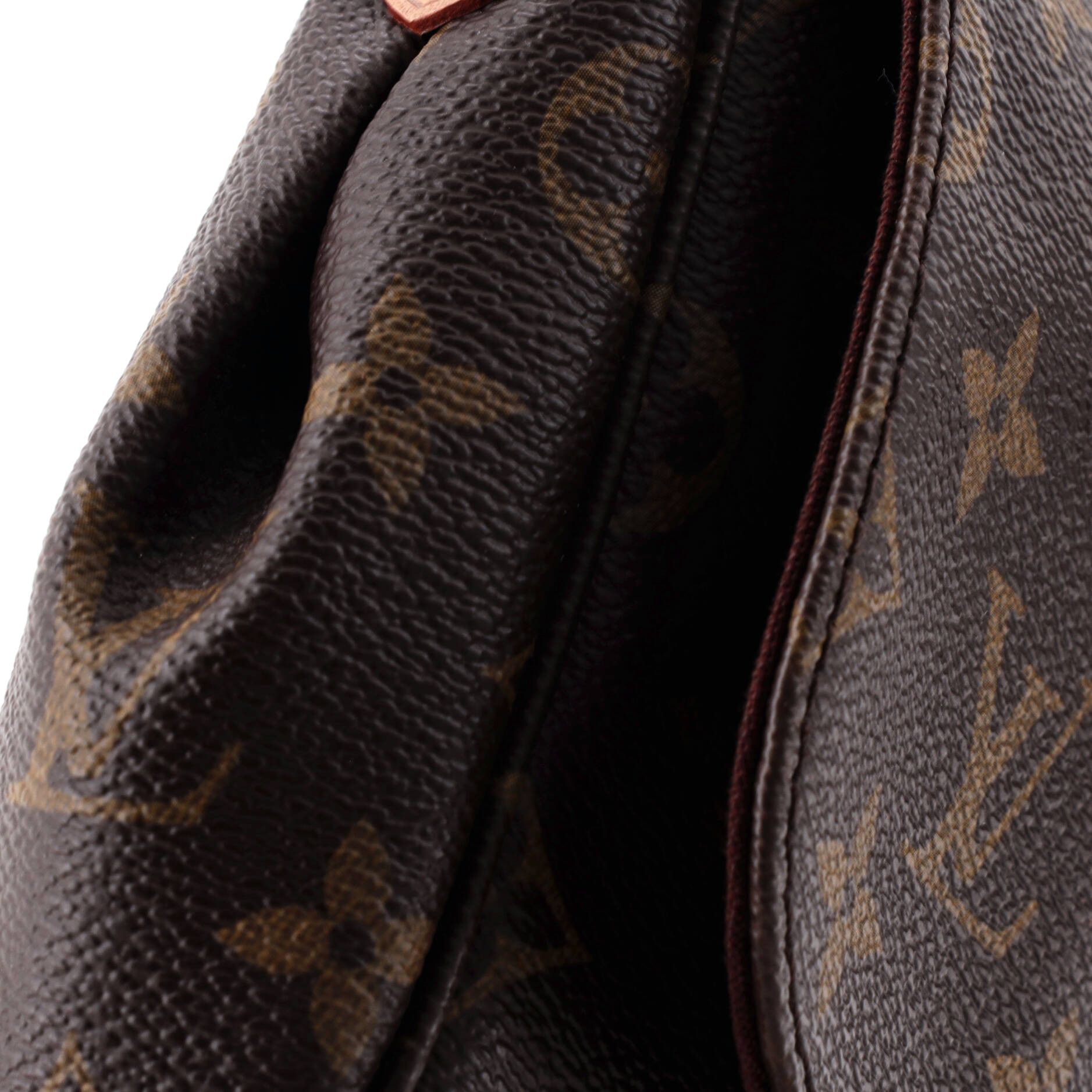 Louis Vuitton Favorite Handbag Size ONE SIZE - 6 Thumbnail