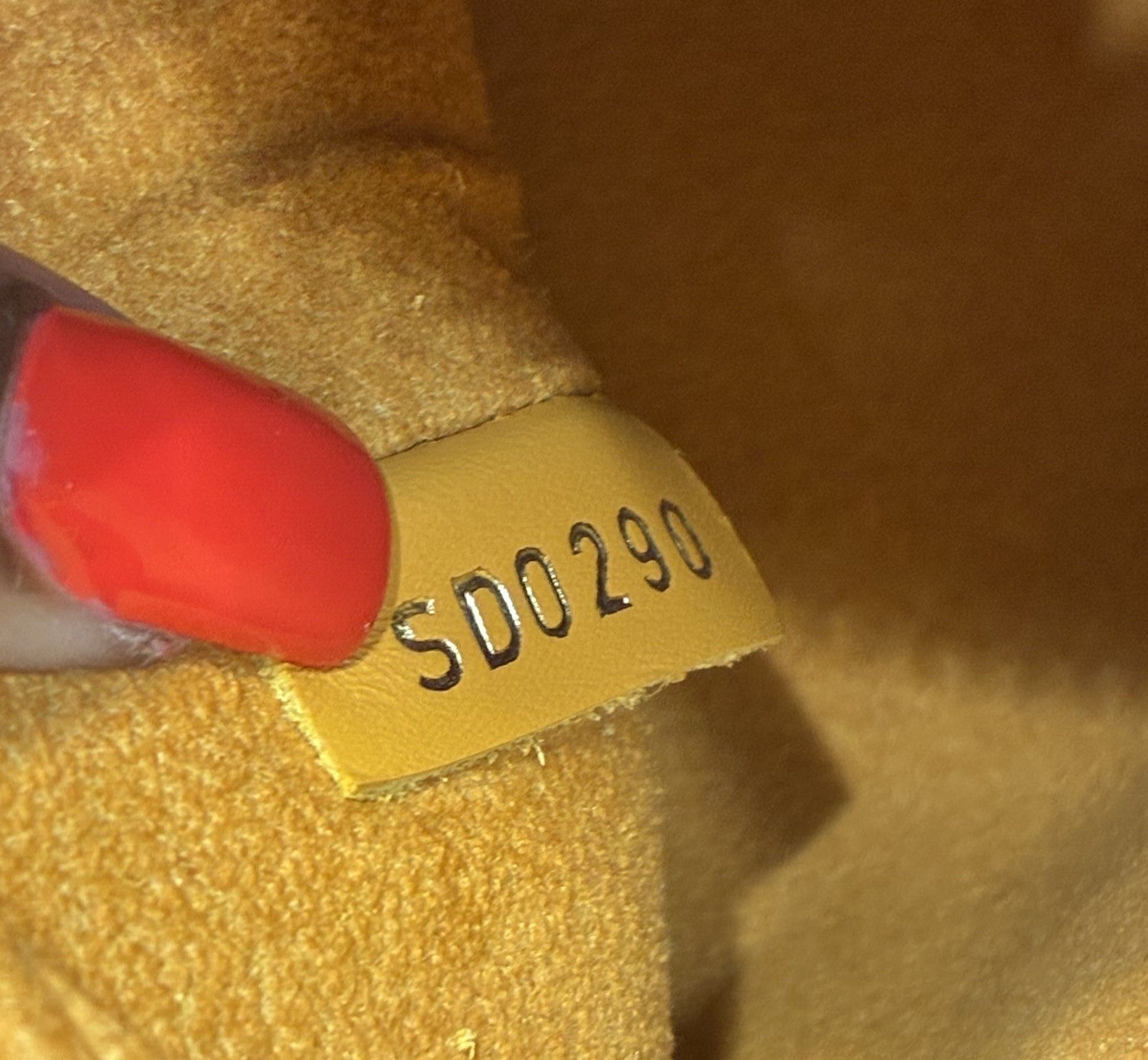 Louis Vuitton NeoNoe Handbag Size ONE SIZE - 7 Thumbnail