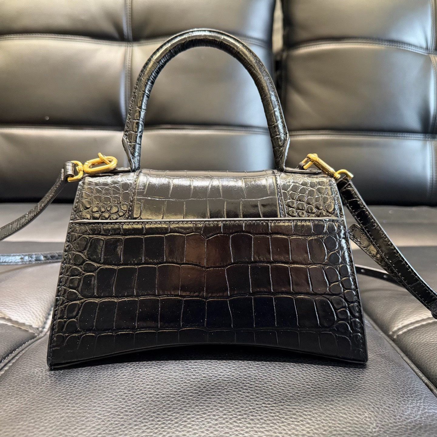 Louis Vuitton Louis Vuitton Leather Black Shoulder Bag OS Women Size ONE SIZE - 2 Thumbnail