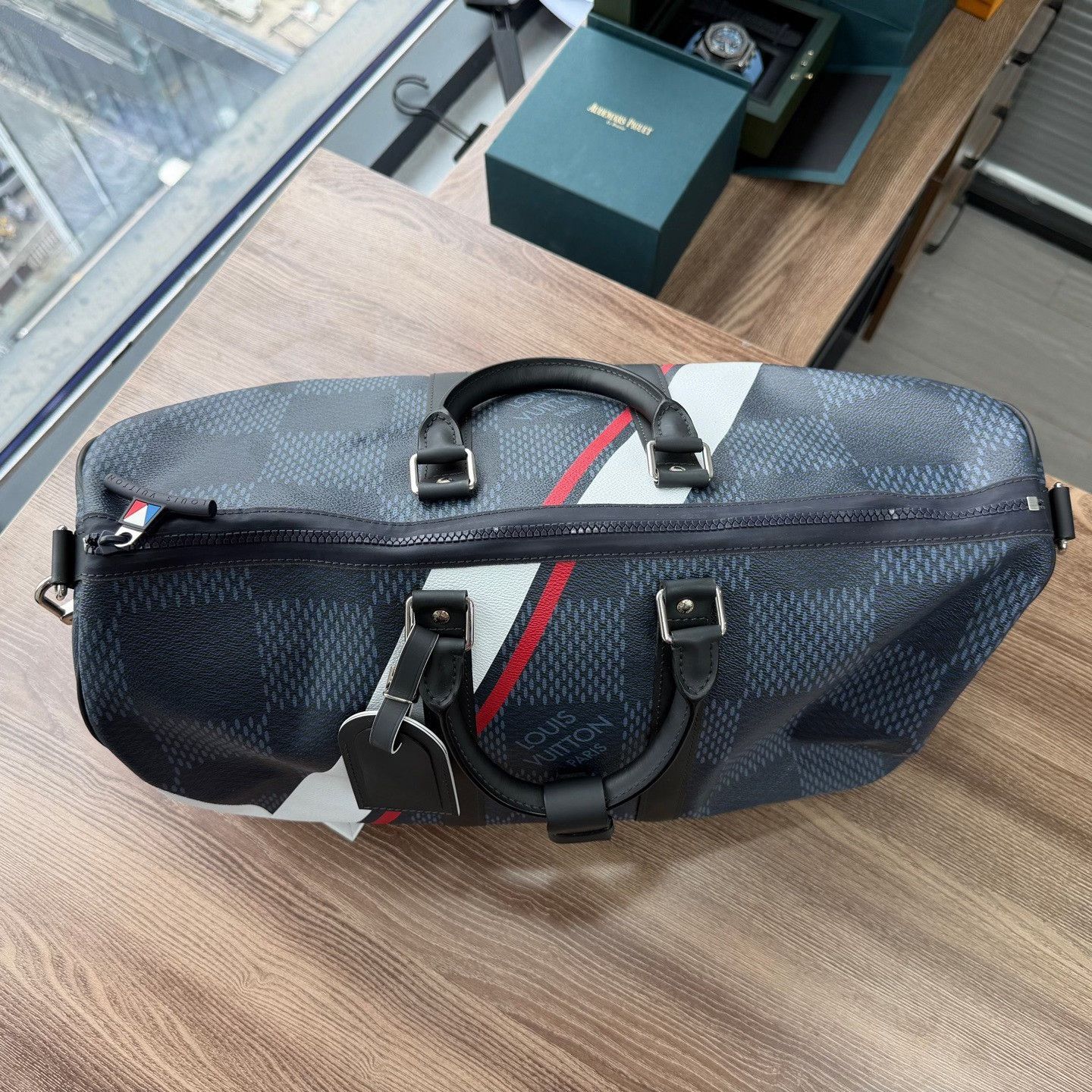 Louis Vuitton Louis Vuitton Limited Bag one size Men Size ONE SIZE - 6 Thumbnail