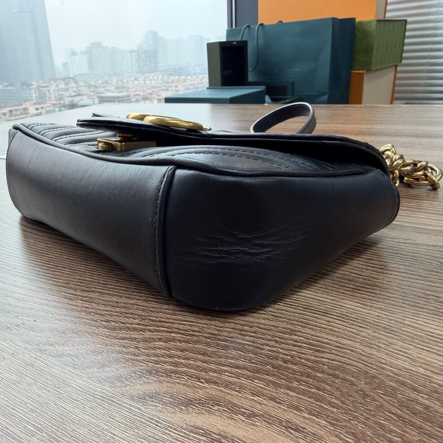 Louis Vuitton Louis Vuitton Black Shoulder Bag OS Women Size ONE SIZE - 5 Thumbnail