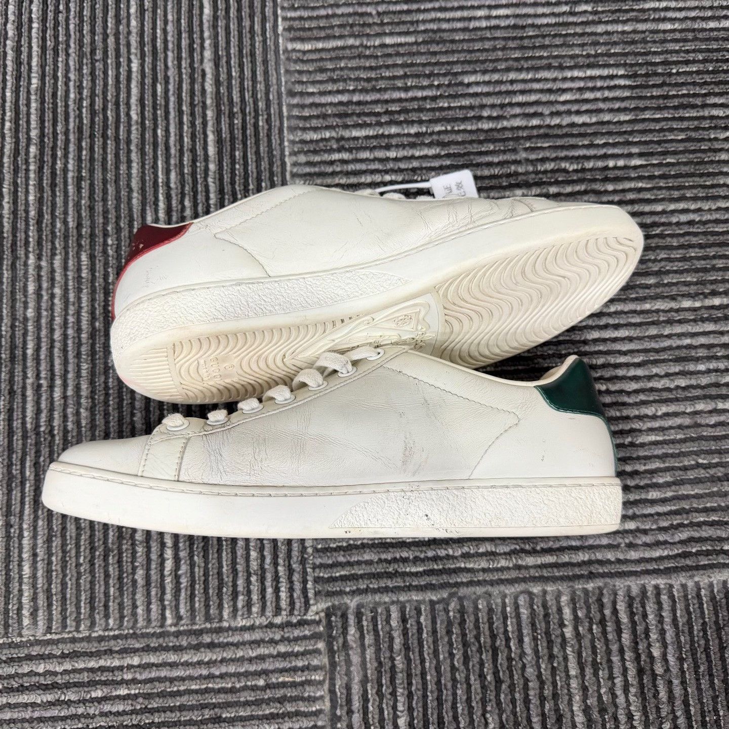 Gucci Gucci Lowtop Sneakers 6 Men Size US 6 / EU 39 - 3 Thumbnail