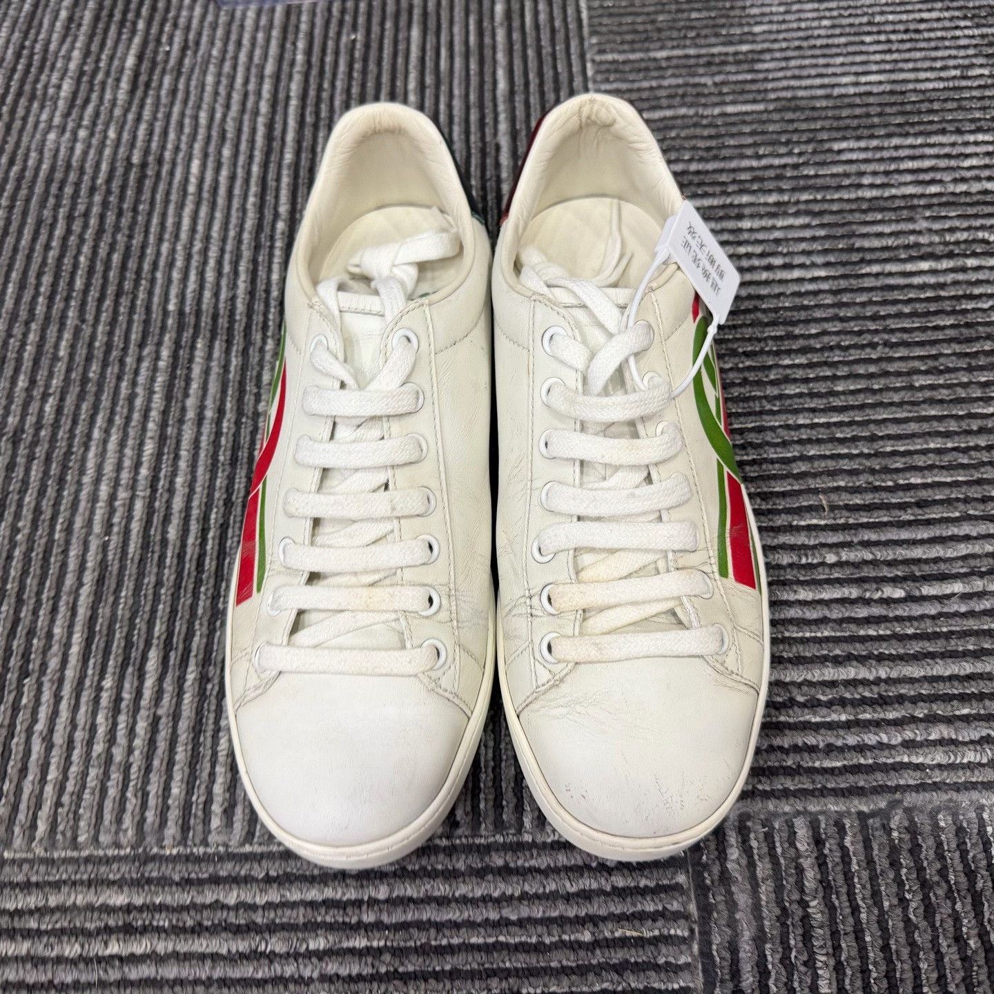 Gucci Gucci Lowtop Sneakers 6 Men Size US 6 / EU 39 - 4 Thumbnail