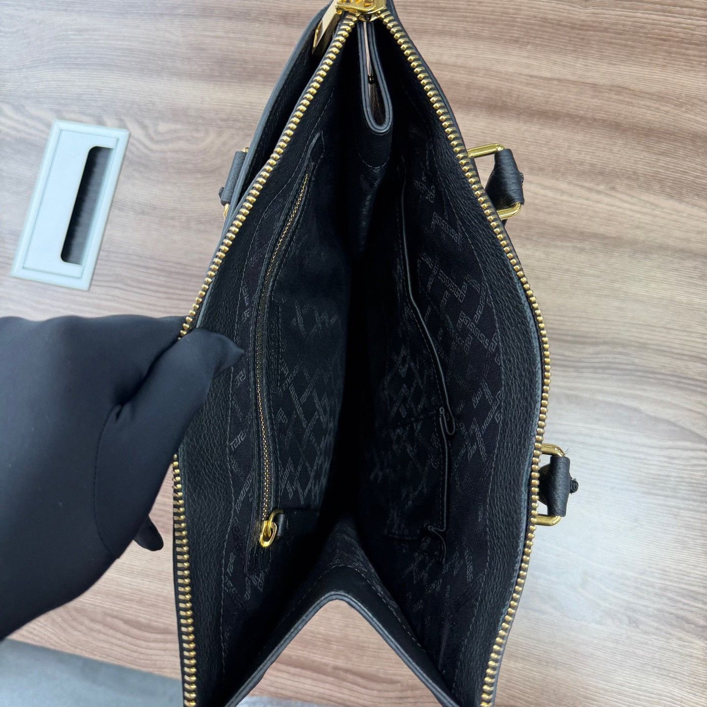 Versace Versace Gold Bag one size Men Size ONE SIZE - 7 Thumbnail