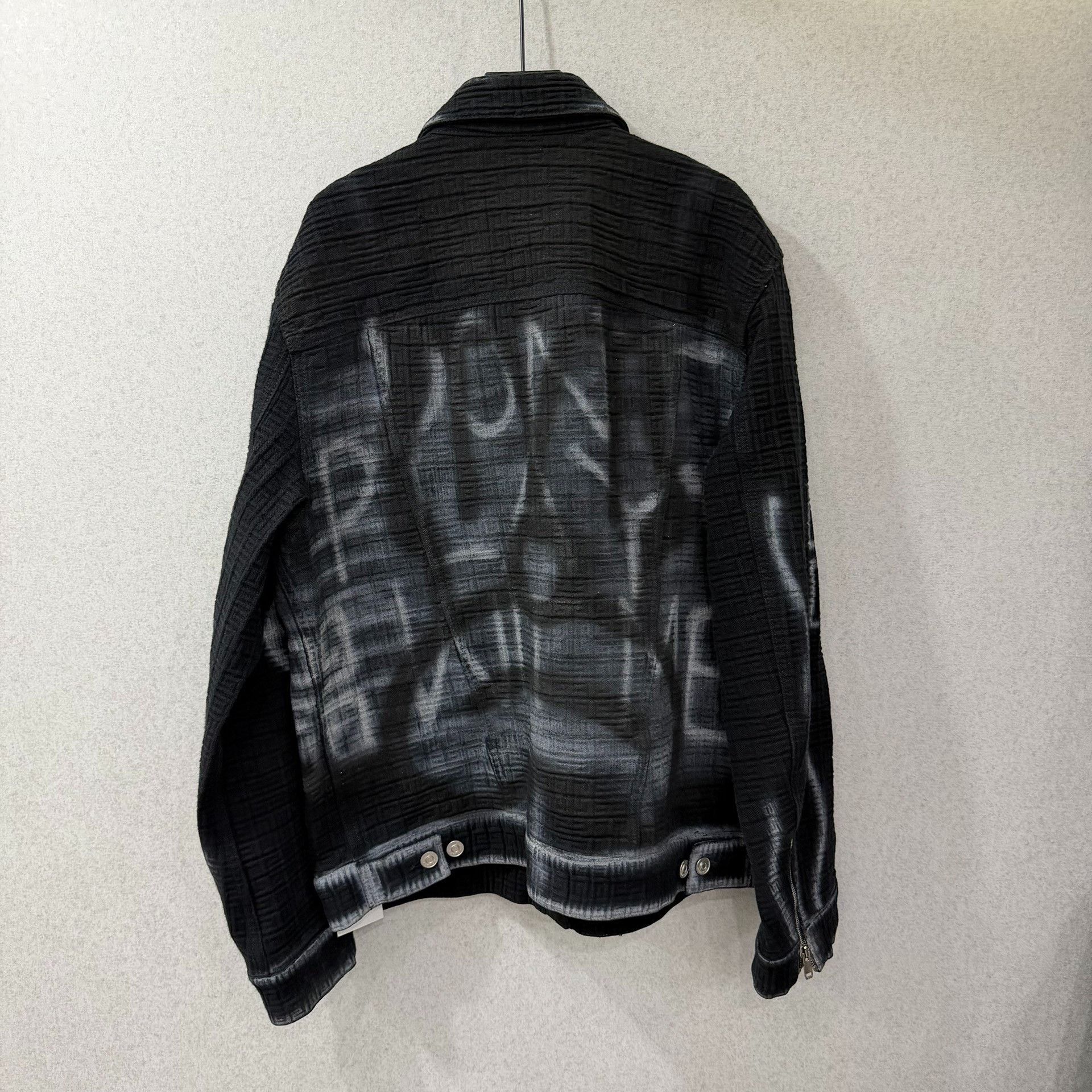 Givenchy Givenchy Denim Light Jacket xl Men Size US XL / EU 56 / 4 - 2 Thumbnail