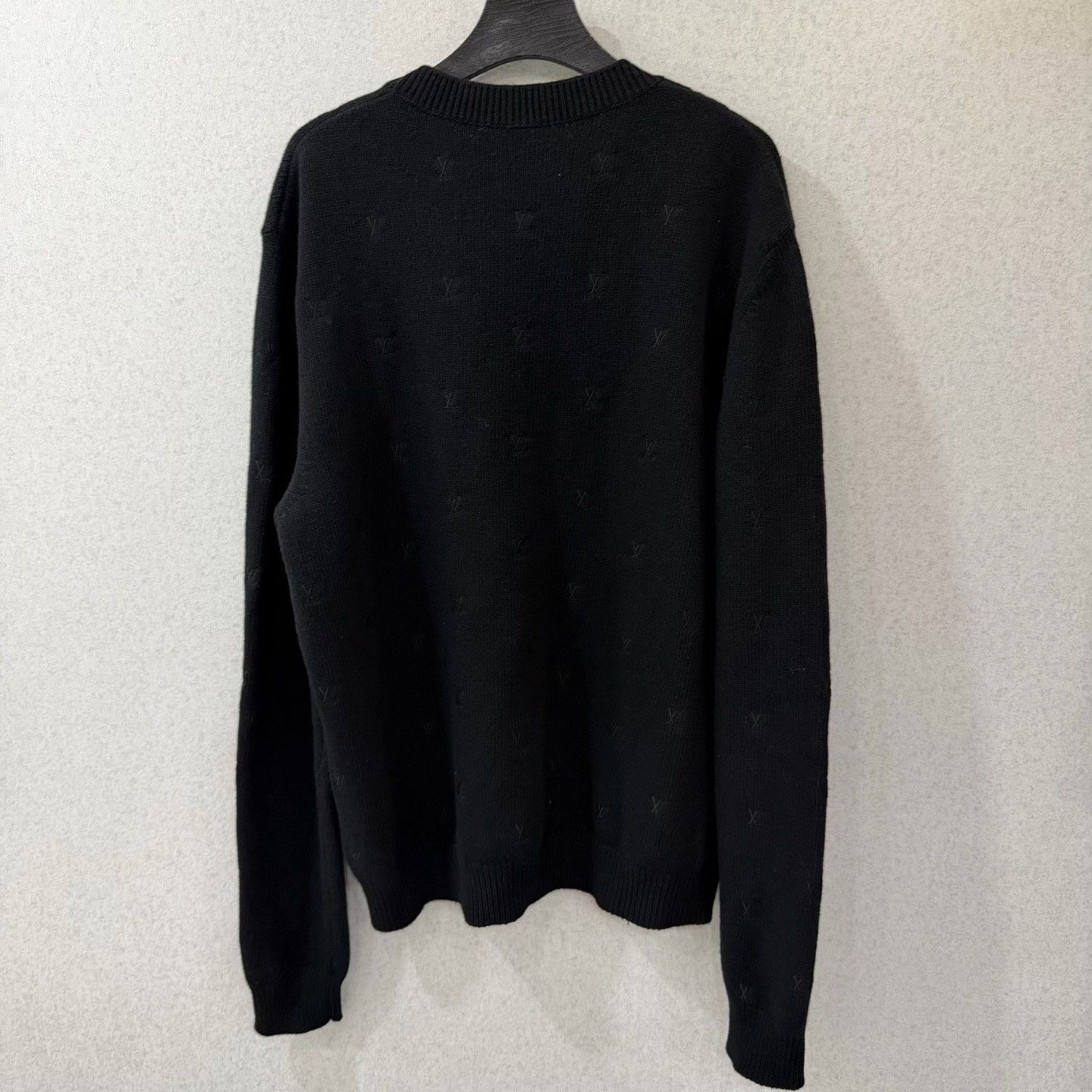 Louis Vuitton Louis Vuitton Wool Embroidered Sweater m Men Size US M / EU 48-50 / 2 - 2 Thumbnail
