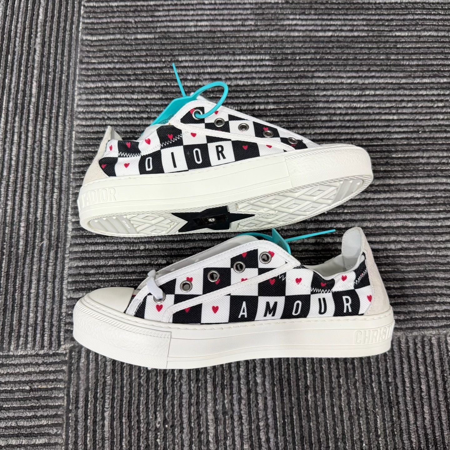 Dior Dior Lowtop Sneakers us_6-5 Women Size US 6.5 / IT 36.5 - 3 Thumbnail