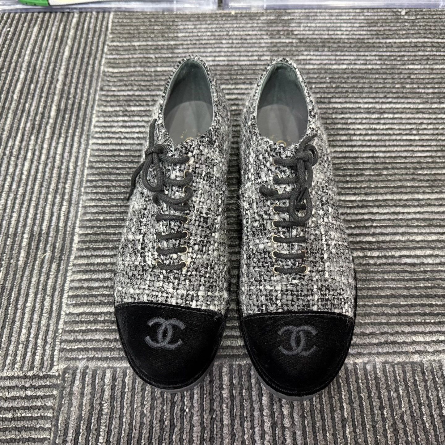 Chanel Chanel Retro Lowtop Sneakers us_6-5 Women Size US 6.5 / IT 36.5 - 4 Thumbnail