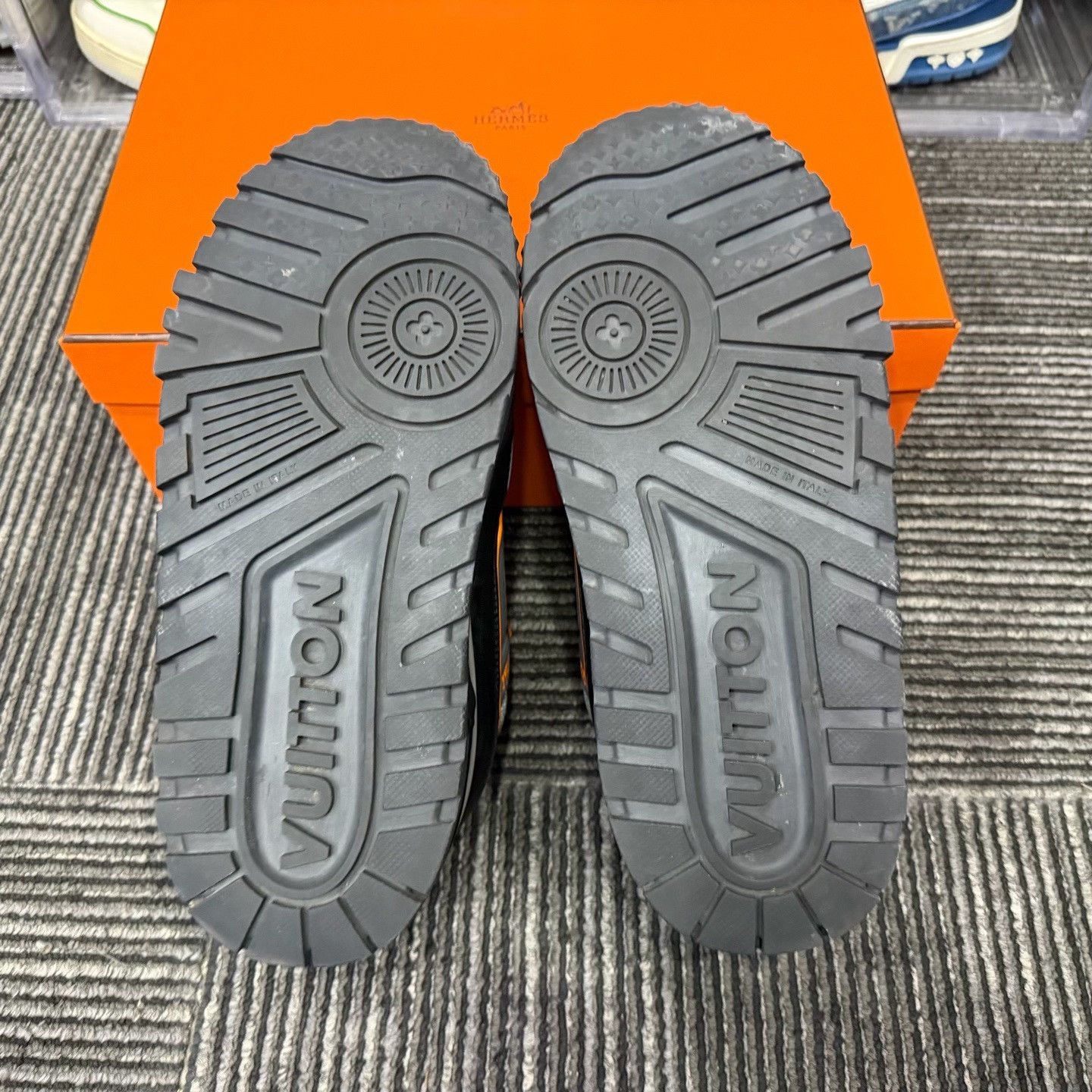 Louis Vuitton Louis Vuitton Training Orange Lowtop Sneakers 7 Men Size US 7 / EU 40 - 6 Thumbnail