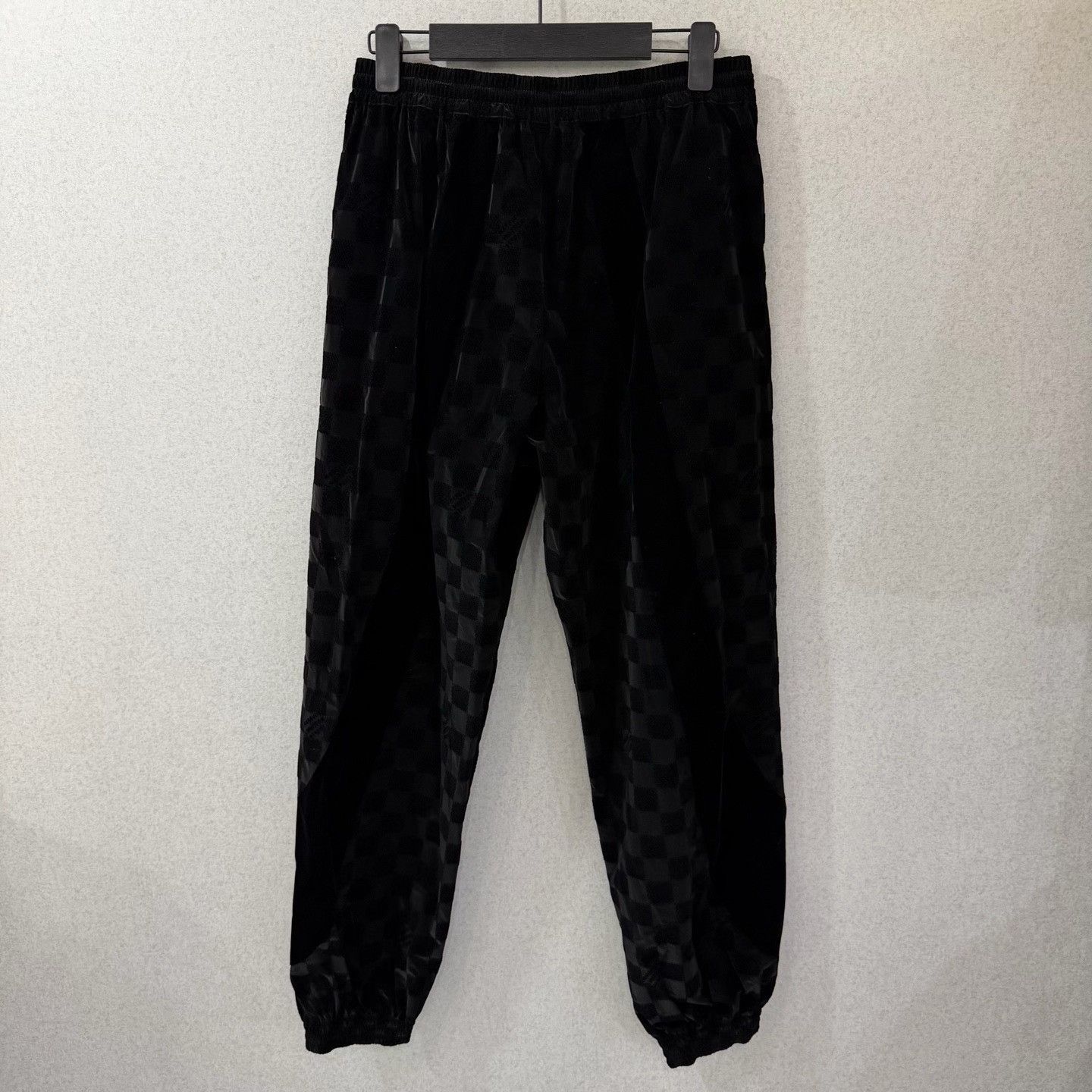 Louis Vuitton Louis Vuitton Checkered Casual Pants 28 Men Size US 28 / EU 44 - 2 Thumbnail