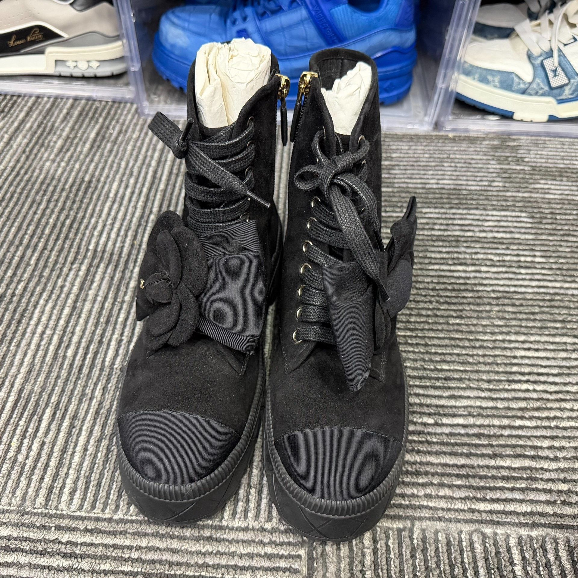 Chanel Chanel Suede Boots us_6-5 Women Size US 6.5 / IT 36.5 - 4 Thumbnail