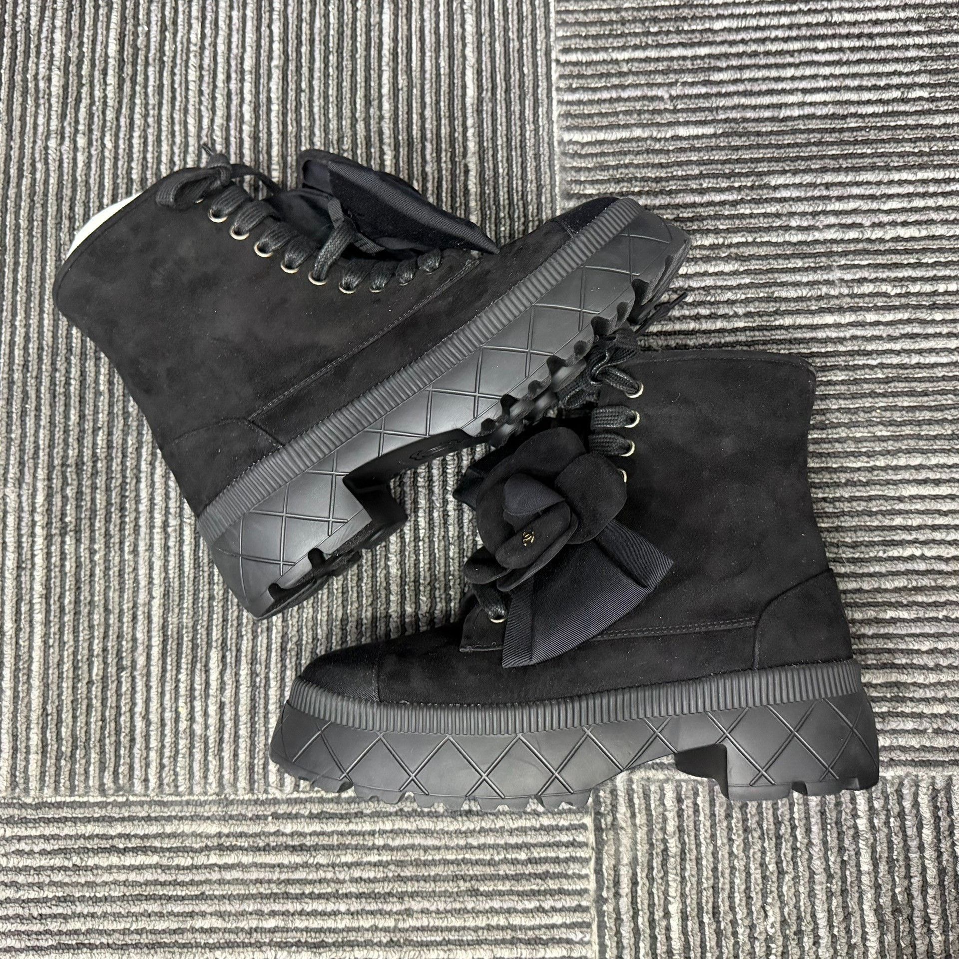Chanel Chanel Suede Boots us_6-5 Women Size US 6.5 / IT 36.5 - 2 Thumbnail
