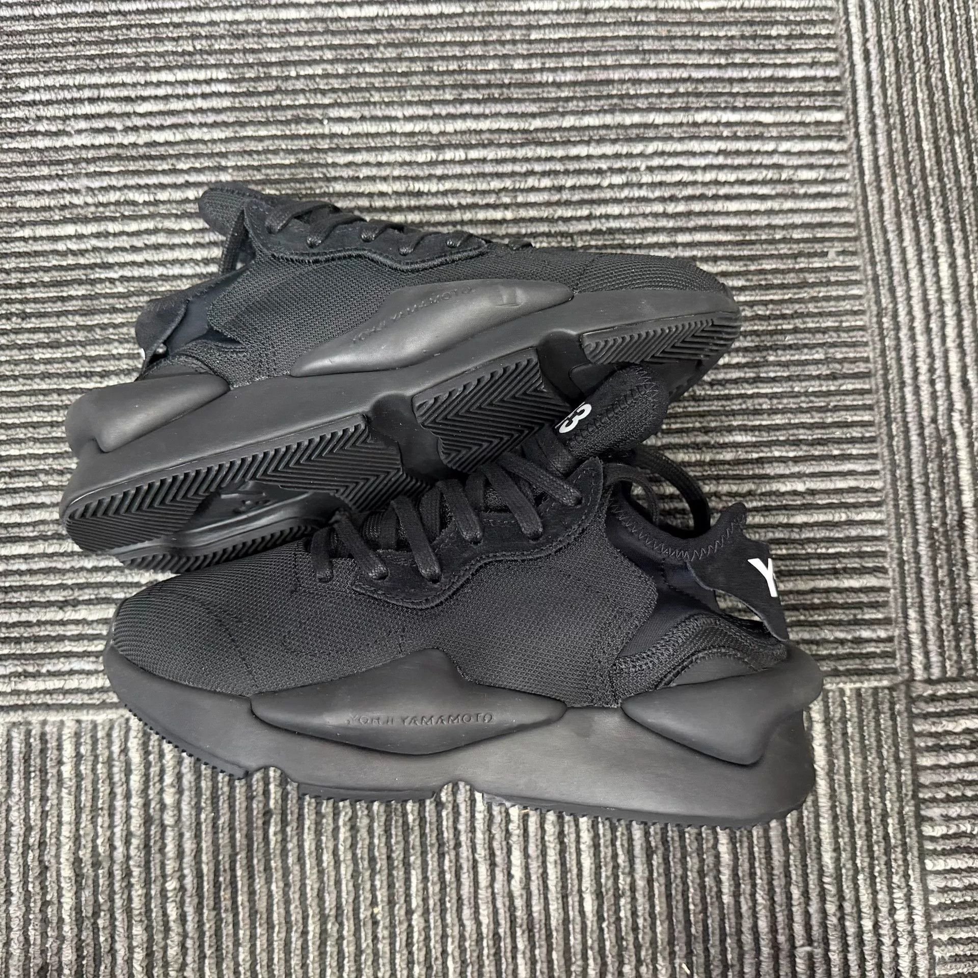 Y-3 Y-3 Casual Lowtop Sneakers us_7-5 Women Size US 7.5 / IT 37.5 - 2 Thumbnail