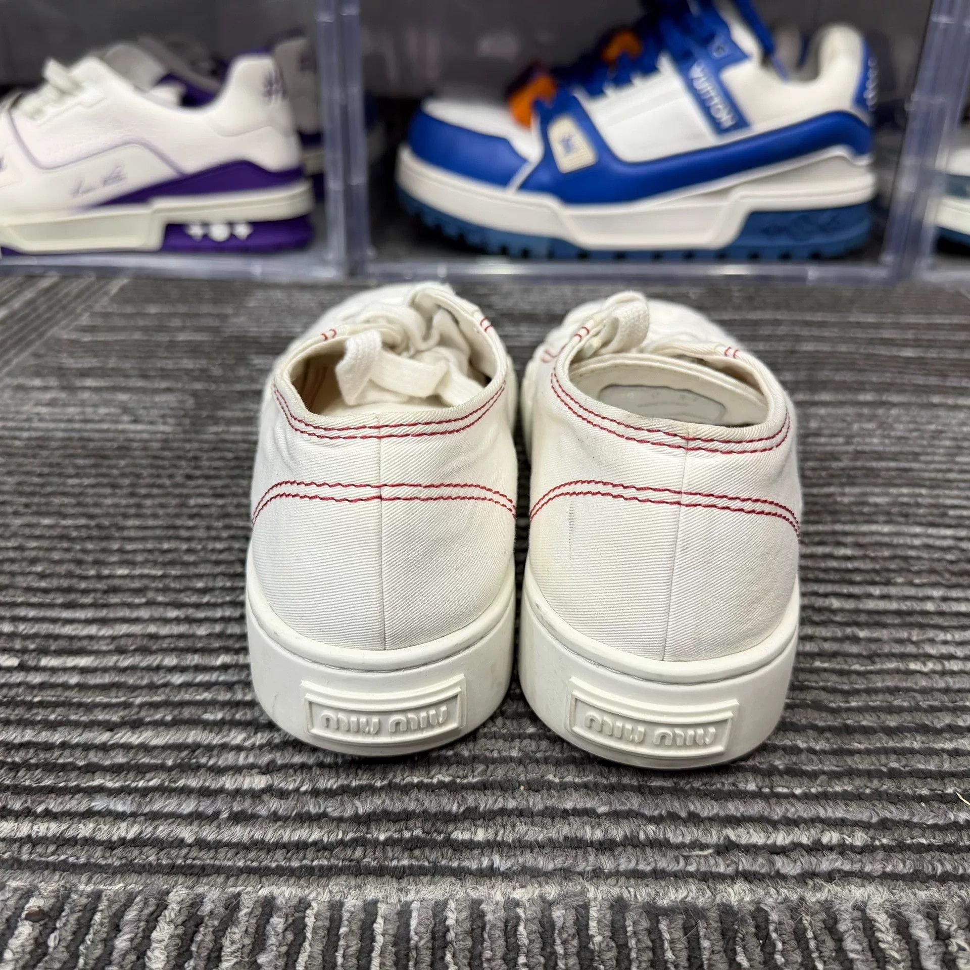 Miu Miu Miu Miu Retro Embroidered Lowtop Sneakers us_6-5 Women Size US 6.5 / IT 36.5 - 5 Thumbnail