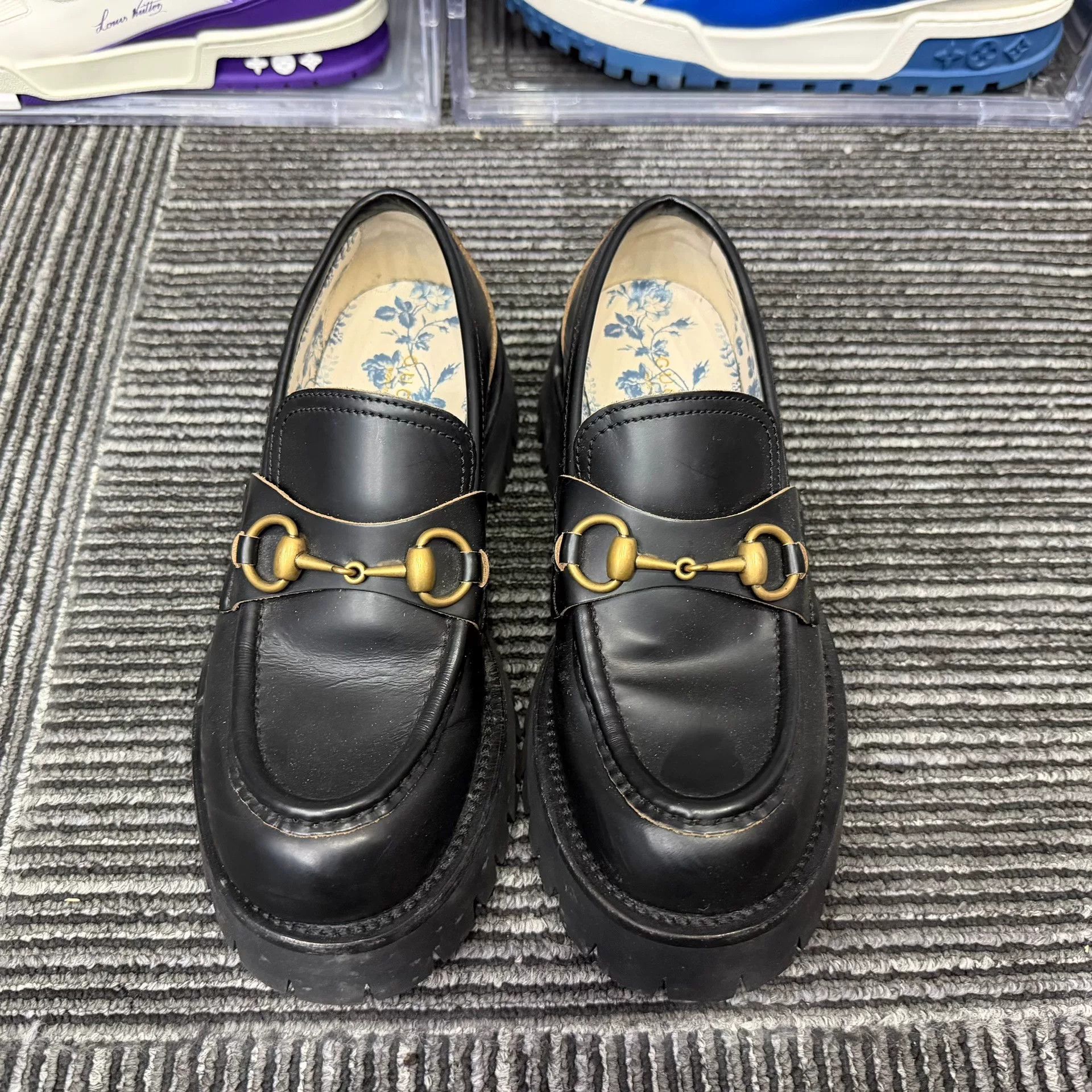 Gucci Gucci Black Lowtop Sneakers us_6-5 Women Size US 6.5 / IT 36.5 - 4 Thumbnail
