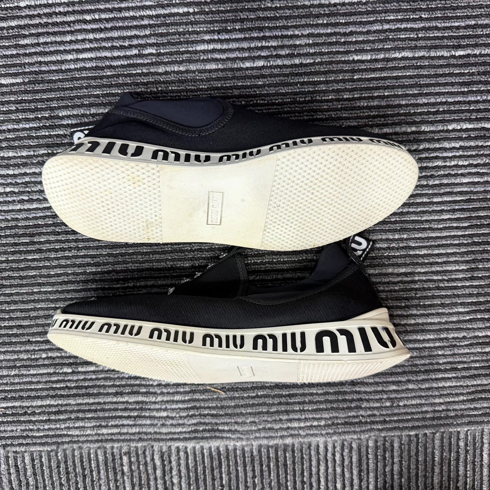 Miu Miu Miu Miu Casual Black Lowtop Sneakers us_6-5 Women Size US 6.5 / IT 36.5 - 3 Thumbnail