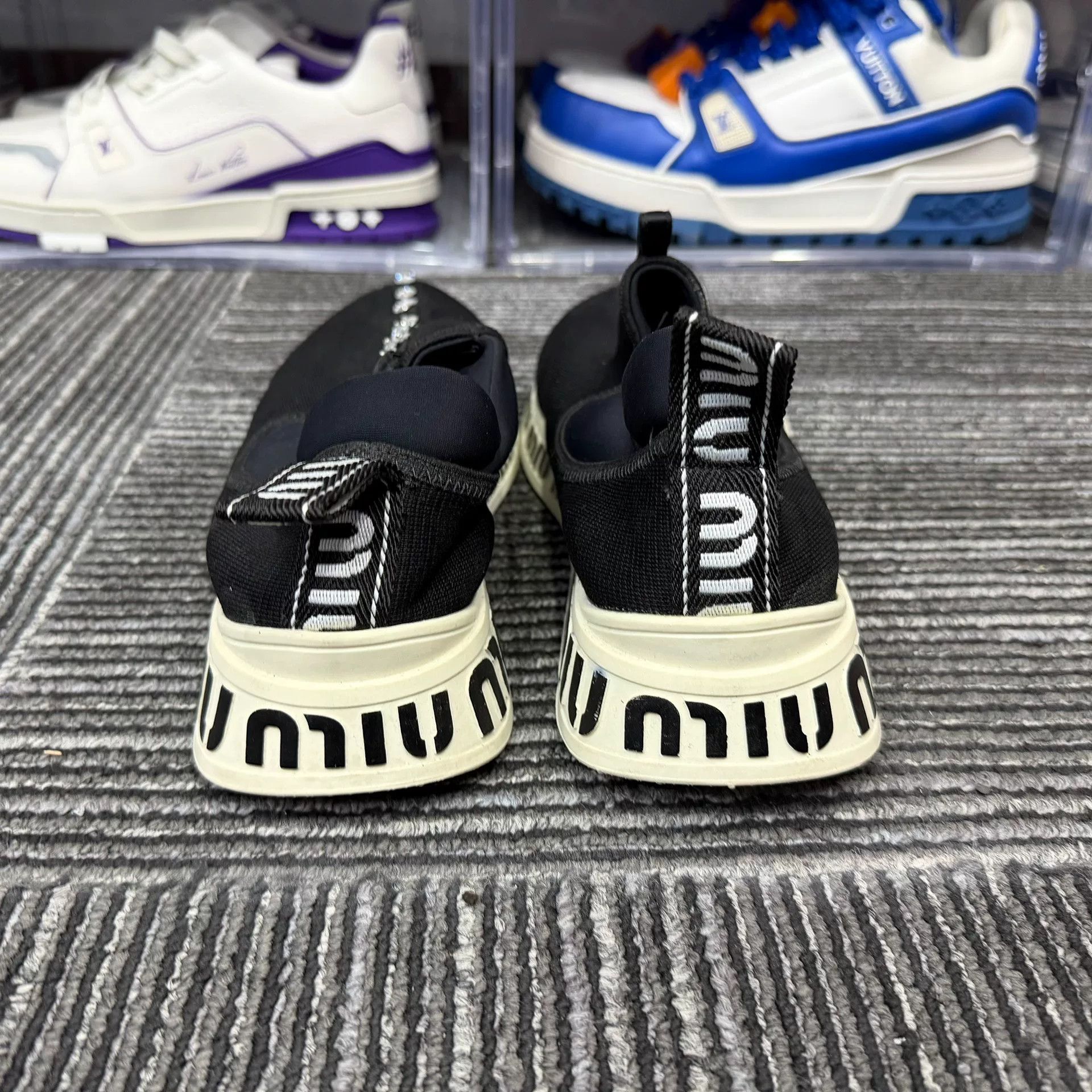 Miu Miu Miu Miu Casual Black Lowtop Sneakers us_6-5 Women Size US 6.5 / IT 36.5 - 5 Thumbnail