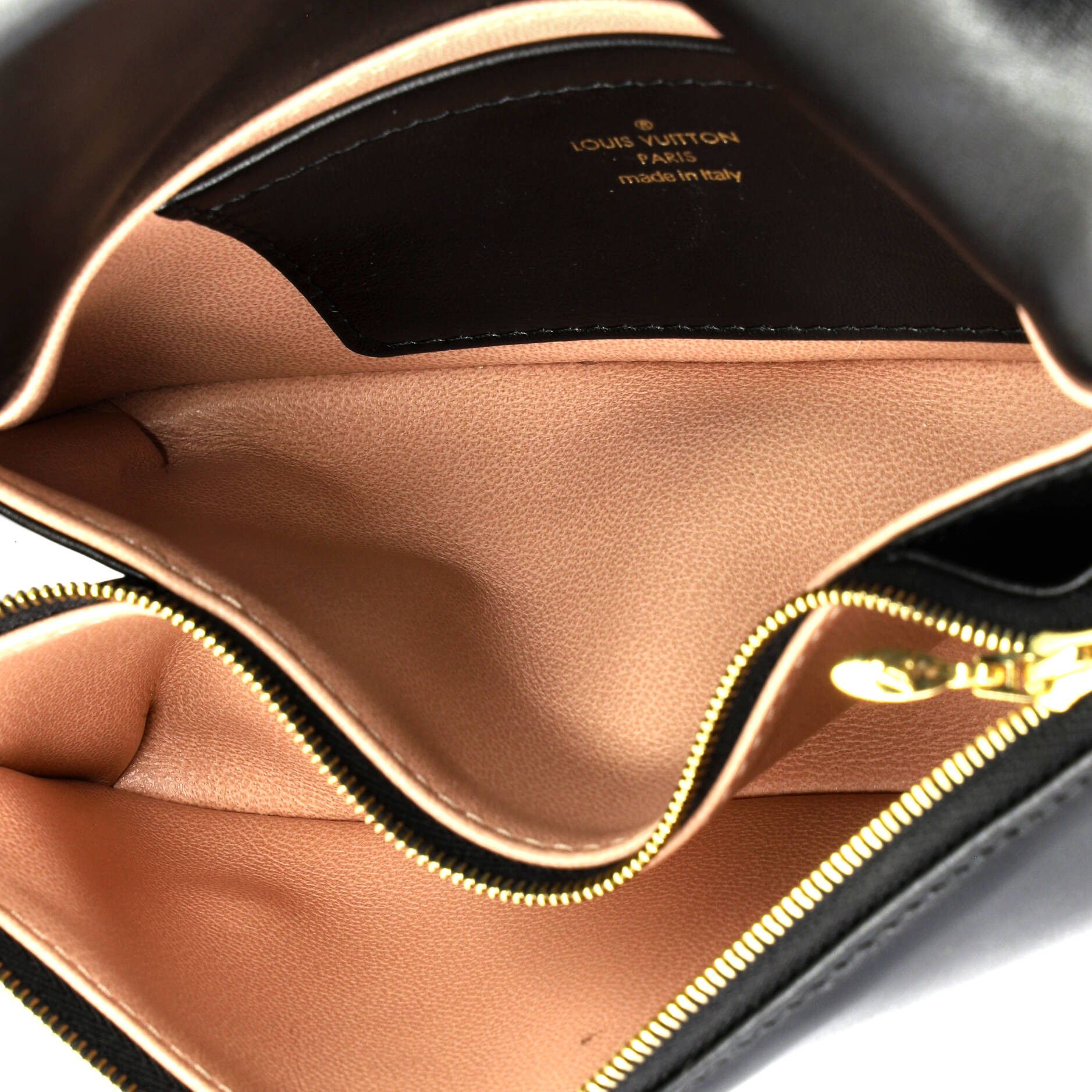 Louis Vuitton Convertible Coussin Pochette Size ONE SIZE - 5 Thumbnail