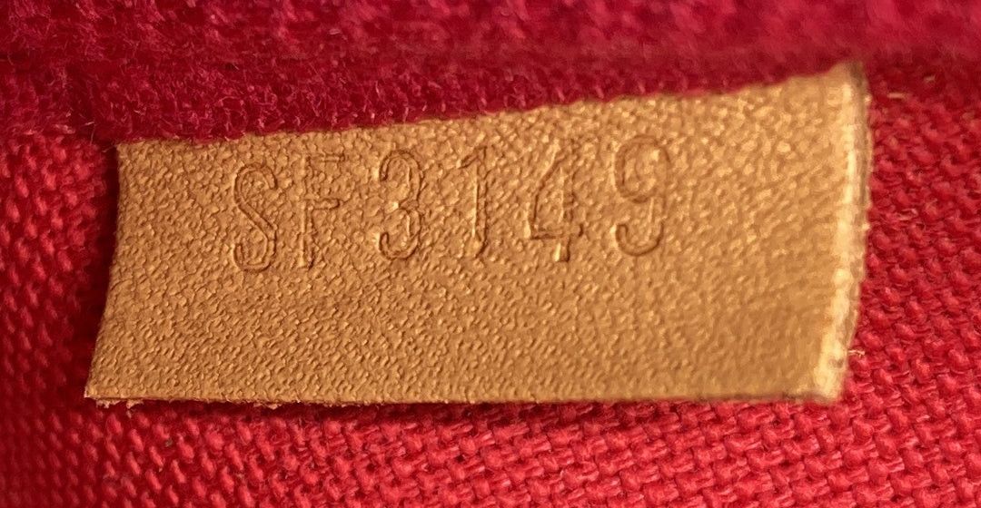 Louis Vuitton Pochette Accessoires Size ONE SIZE - 7 Thumbnail