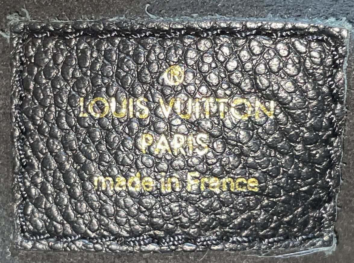 Louis Vuitton Favorite NM Handbag Size ONE SIZE - 9 Thumbnail