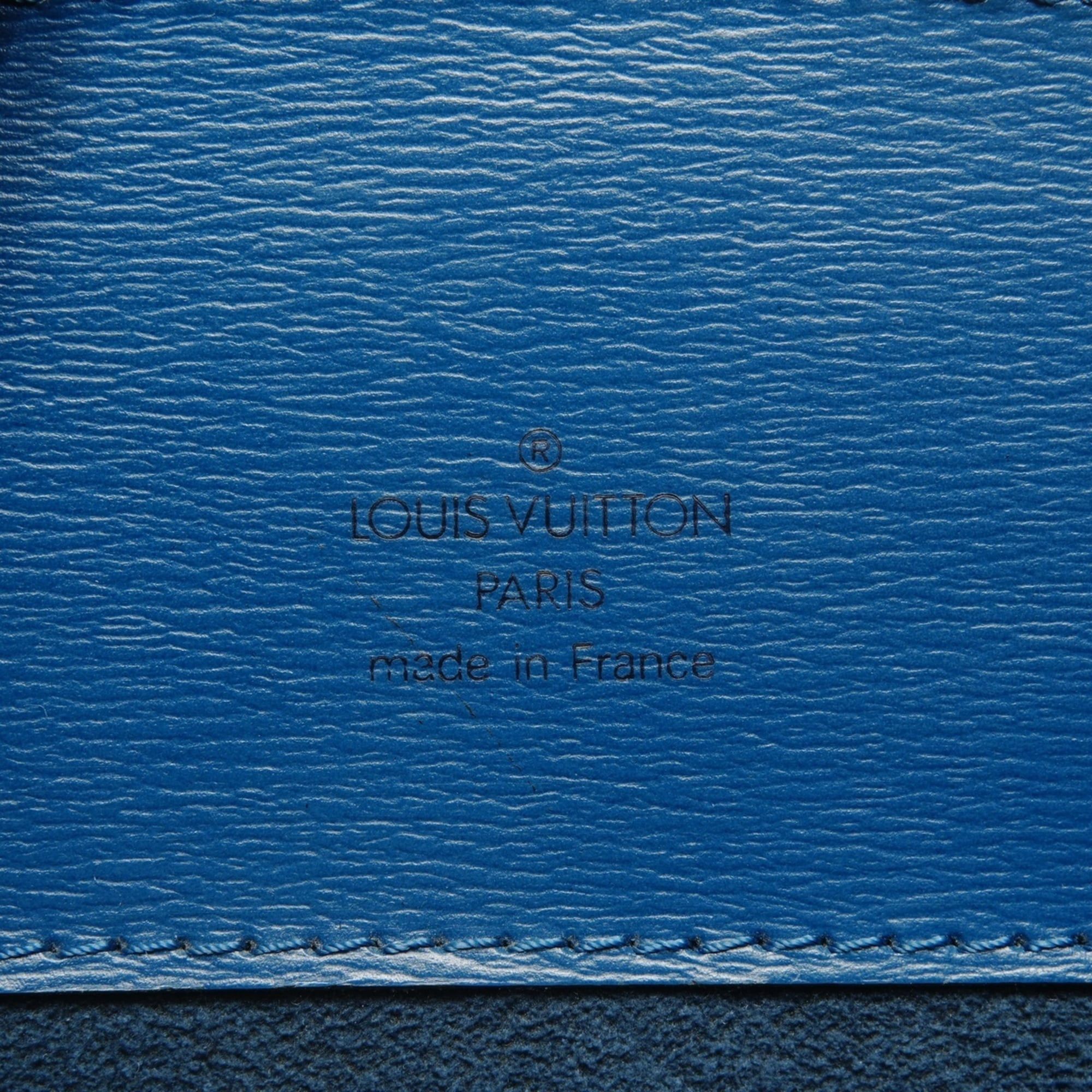 Louis Vuitton Louis Vuitton 1995 Epi Cluny Shoulder Bag Blue Size ONE SIZE - 11 Thumbnail