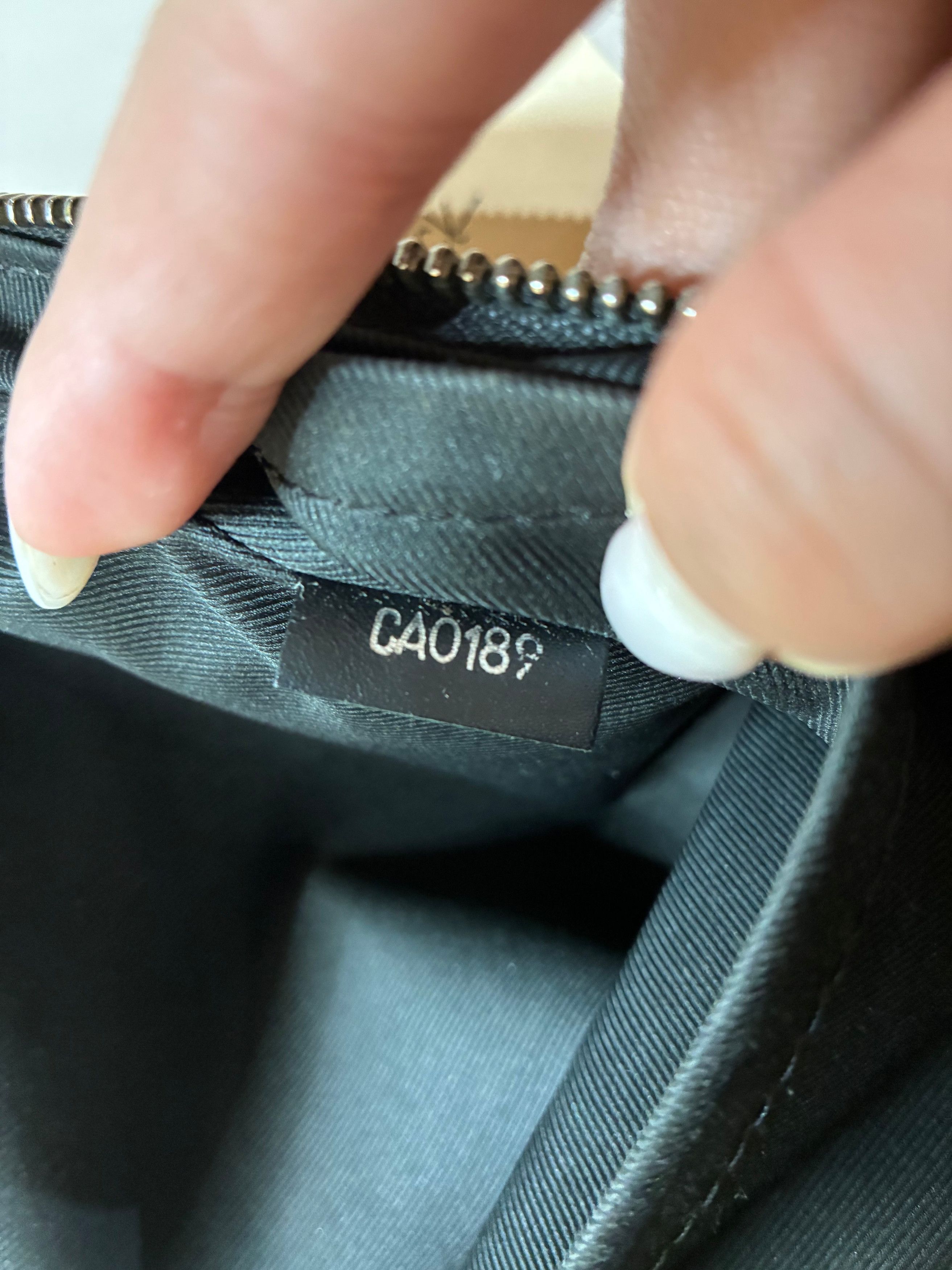 Louis Vuitton Avenue Sling Bag Size ONE SIZE - 9 Thumbnail