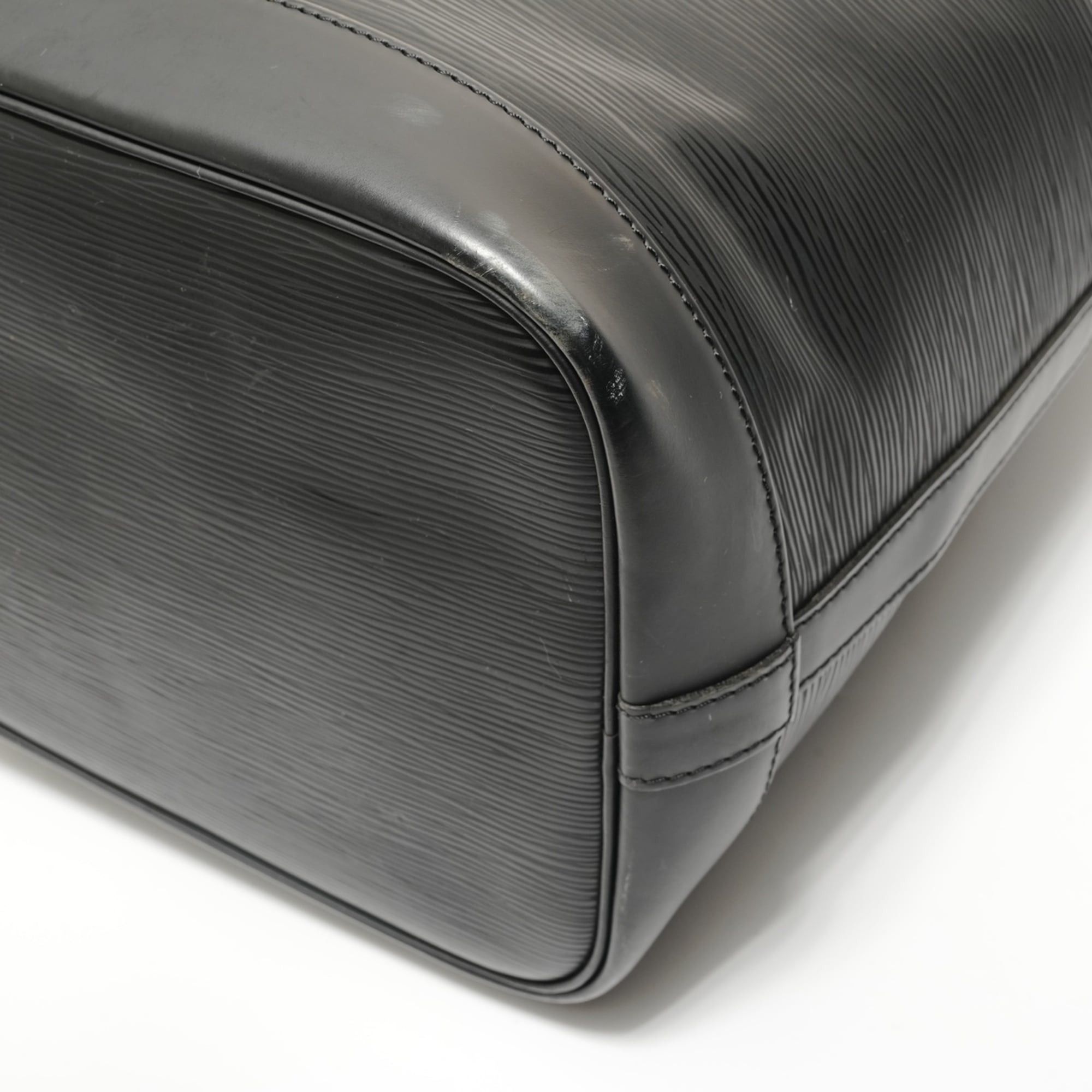 Louis Vuitton Louis Vuitton Epi Noé Shoulder Bag, Black, 2013 Model Size ONE SIZE - 6 Thumbnail