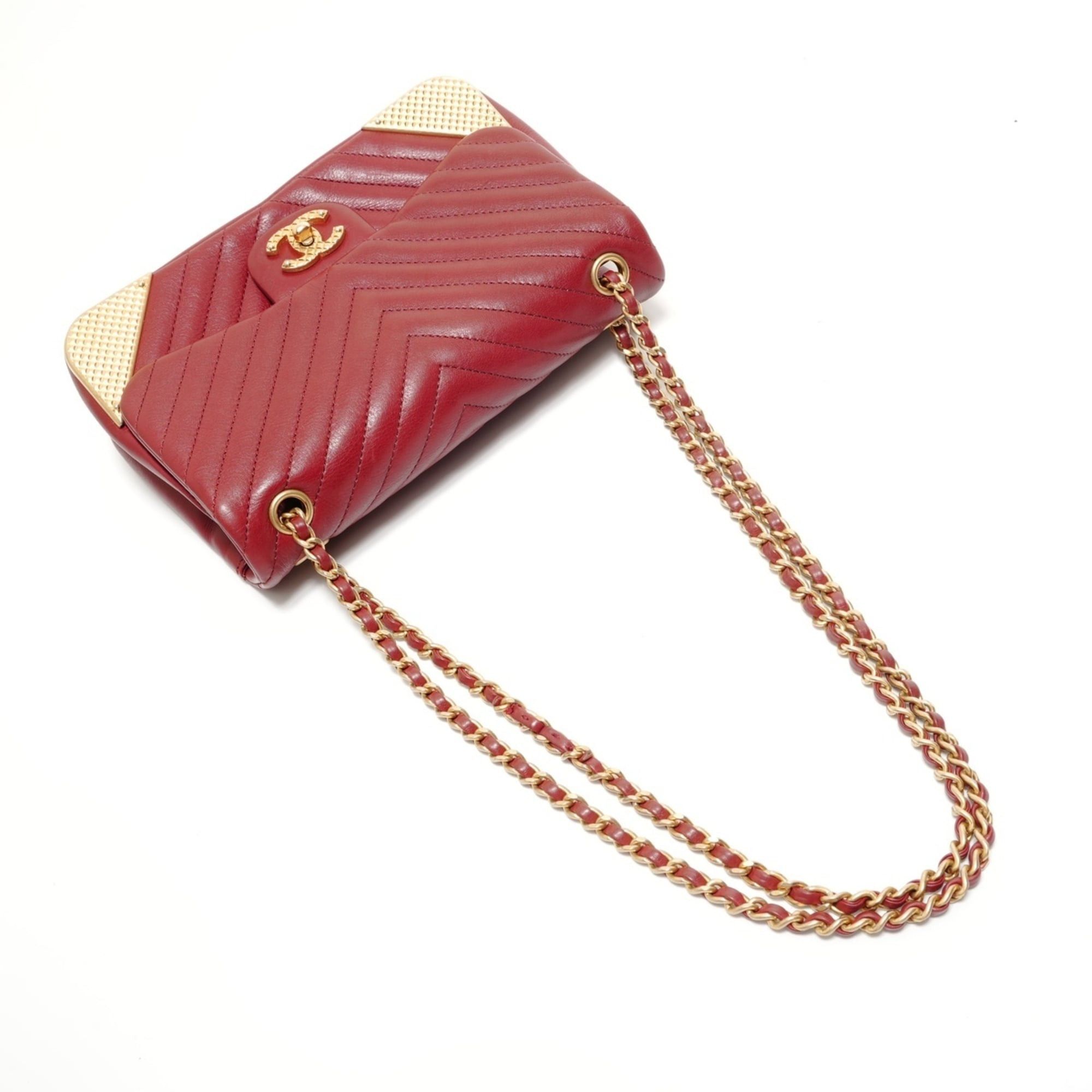 Chanel Chanel V-stitch Chevron Shoulder Bag, Red Size ONE SIZE - 8 Thumbnail