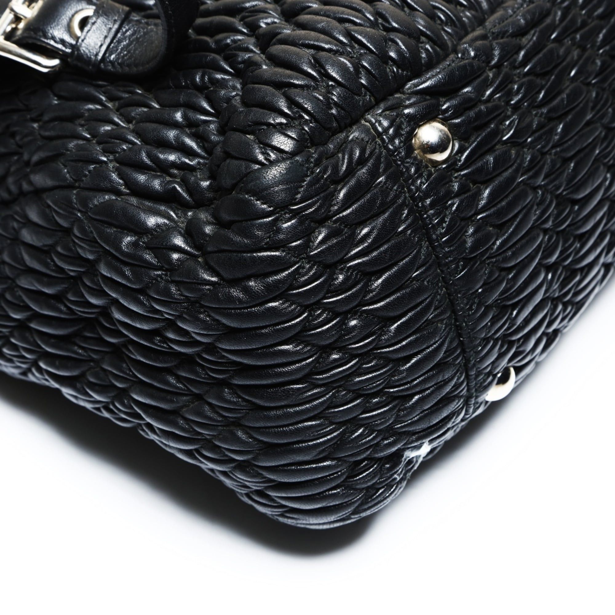 Miu Miu Miu Miu Miu Matelassé Shoulder Bag, Black Size ONE SIZE - 5 Thumbnail