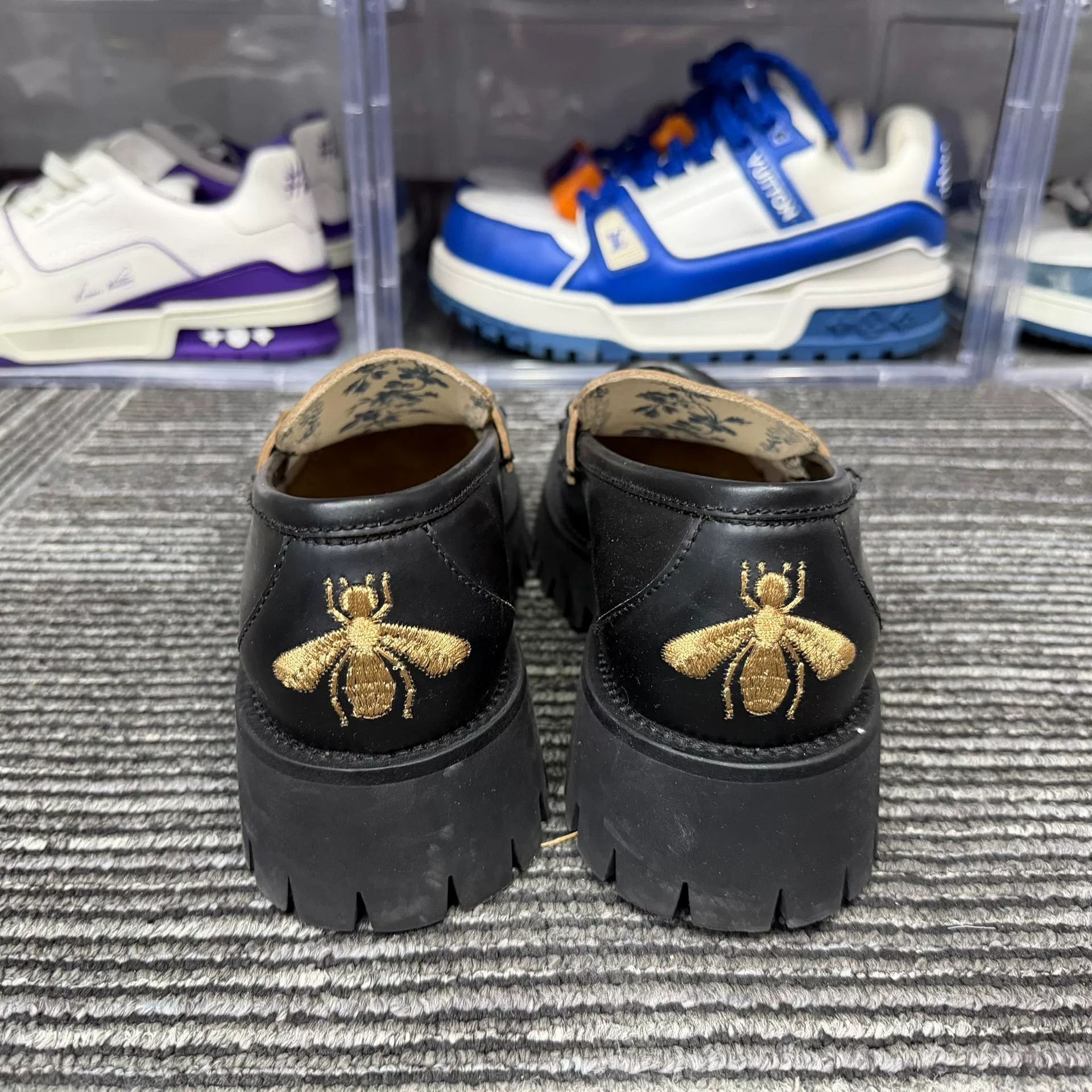 Gucci Gucci Embroidered Lowtop Sneakers us_6 Women Size US 6 / IT 36 - 5 Thumbnail
