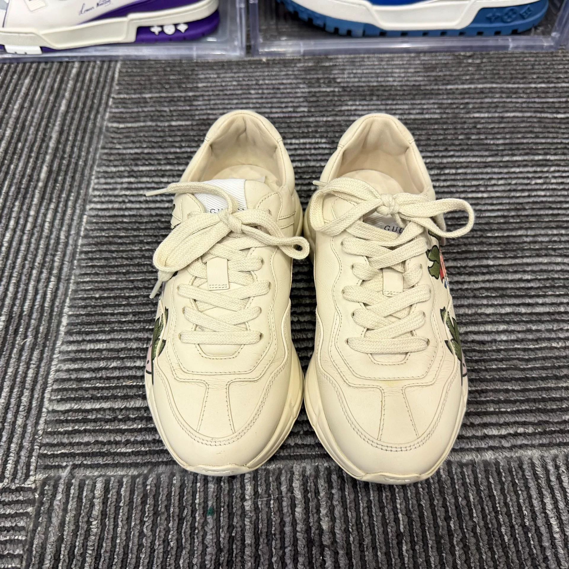 Gucci Gucci Red Lowtop Sneakers us_4 Women Size US 4 / IT 34 - 4 Thumbnail