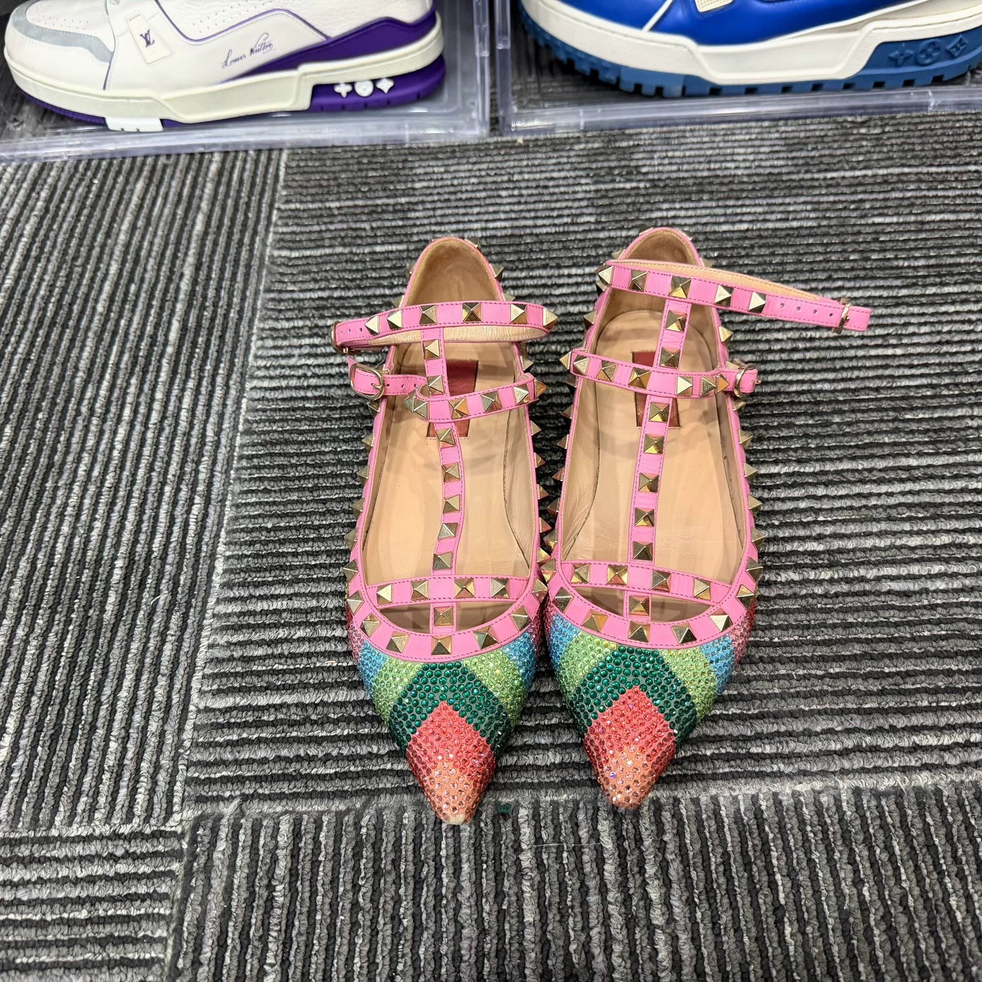 Valentino Valentino Sandals us_6-5 Women Size US 6.5 / IT 36.5 - 2 Thumbnail