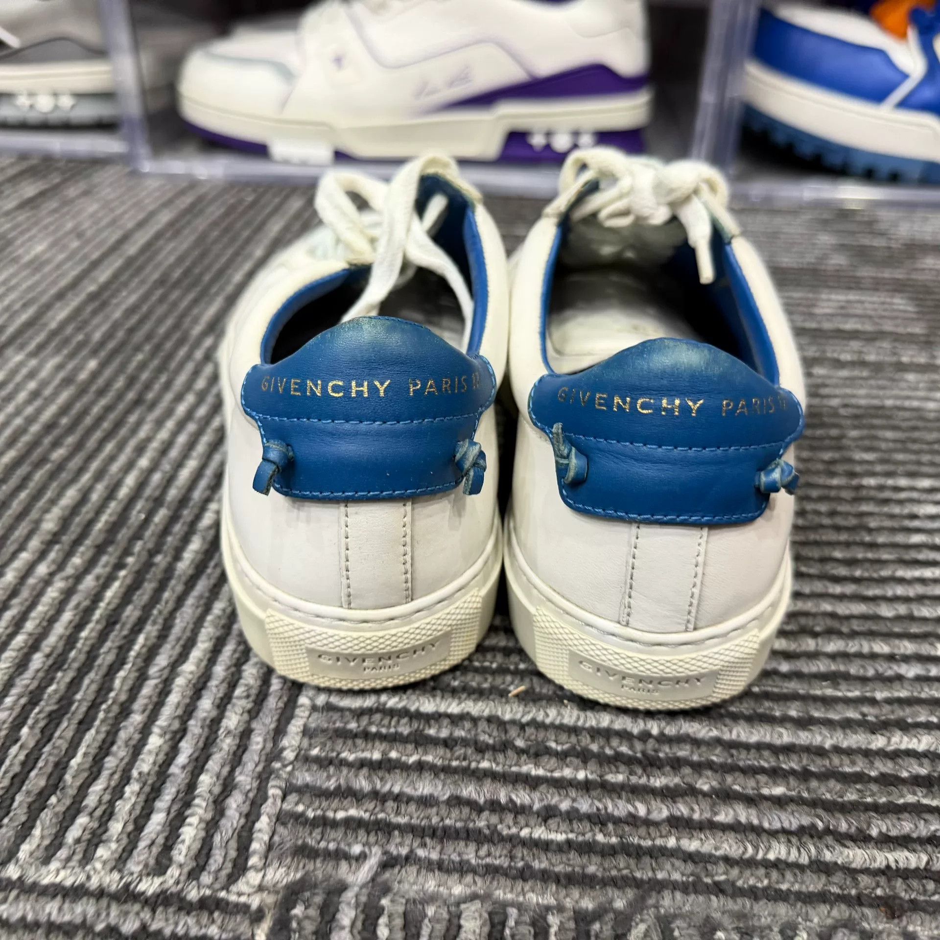 Givenchy Givenchy White Lowtop Sneakers us_5 Women Size US 5 / IT 35 - 5 Thumbnail
