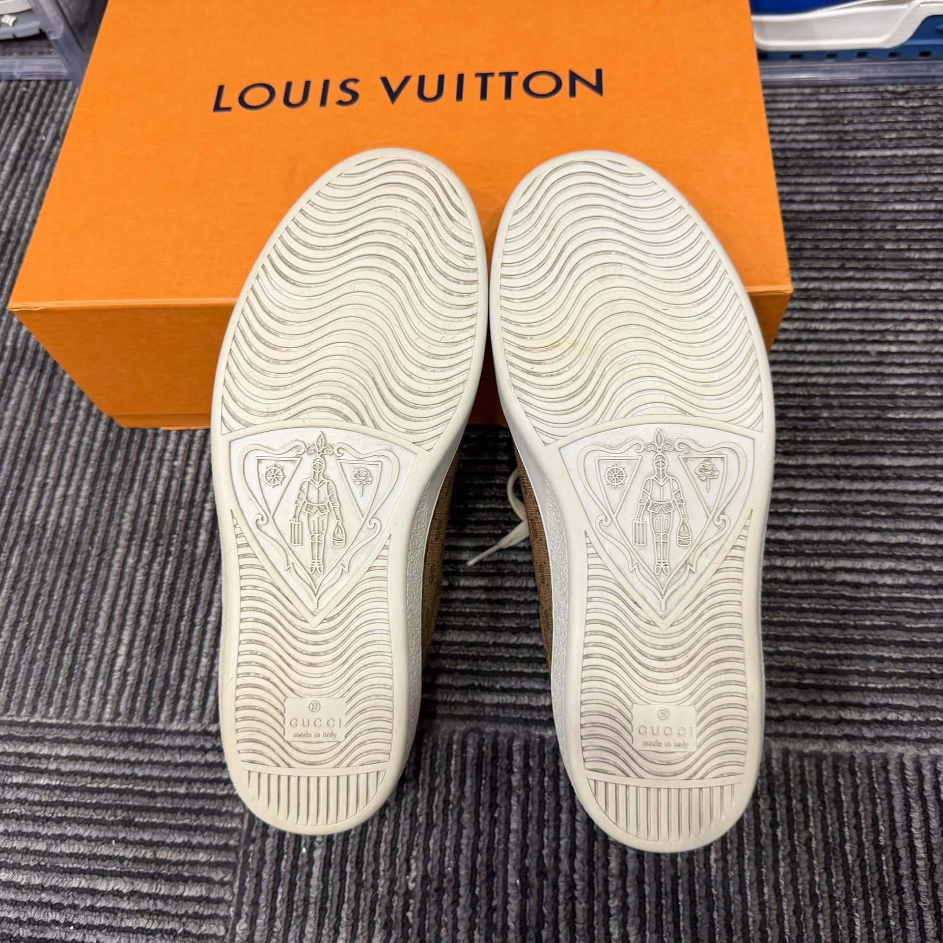 Gucci Gucci Collab Lowtop Sneakers 8.5 Men Size US 8.5 / EU 41-42 - 6 Thumbnail
