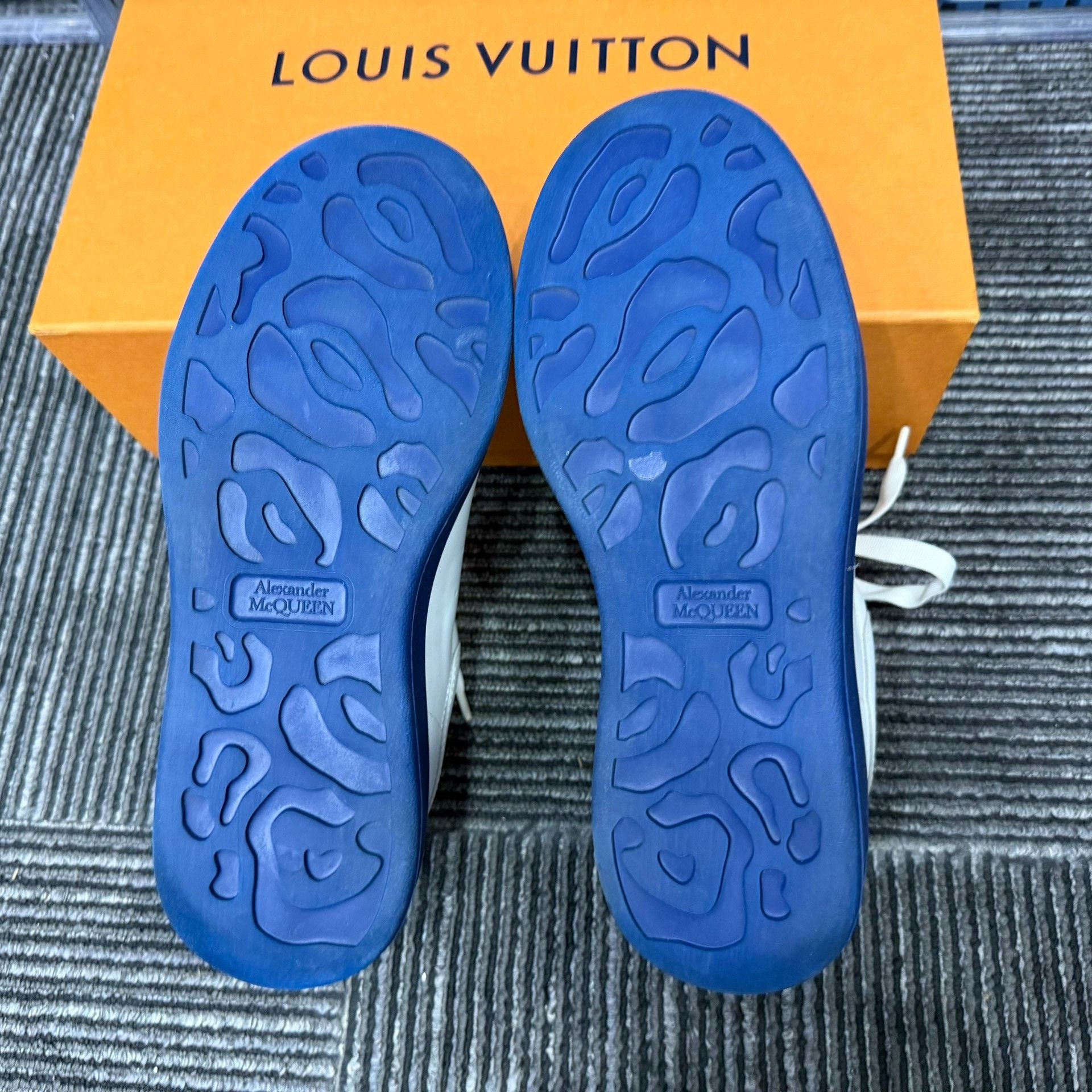 Alexander McQueen Casual Blue Lowtop Sneakers 6.5 Men Size US 6.5 / EU 39-40 - 6 Thumbnail