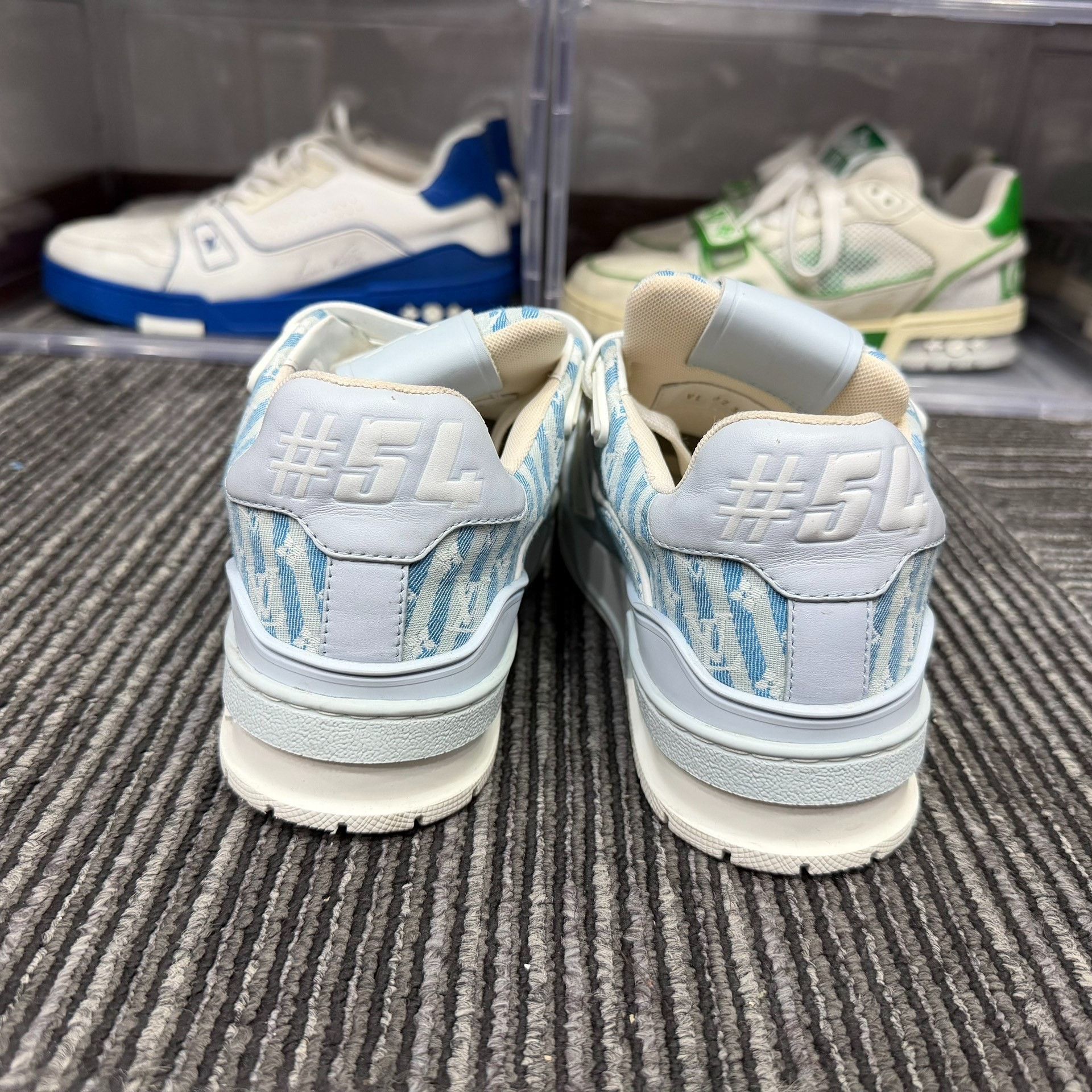 Louis Vuitton Louis Vuitton Training Striped Blue Lowtop Sneakers Women Size US 6 / IT 36 - 5 Thumbnail
