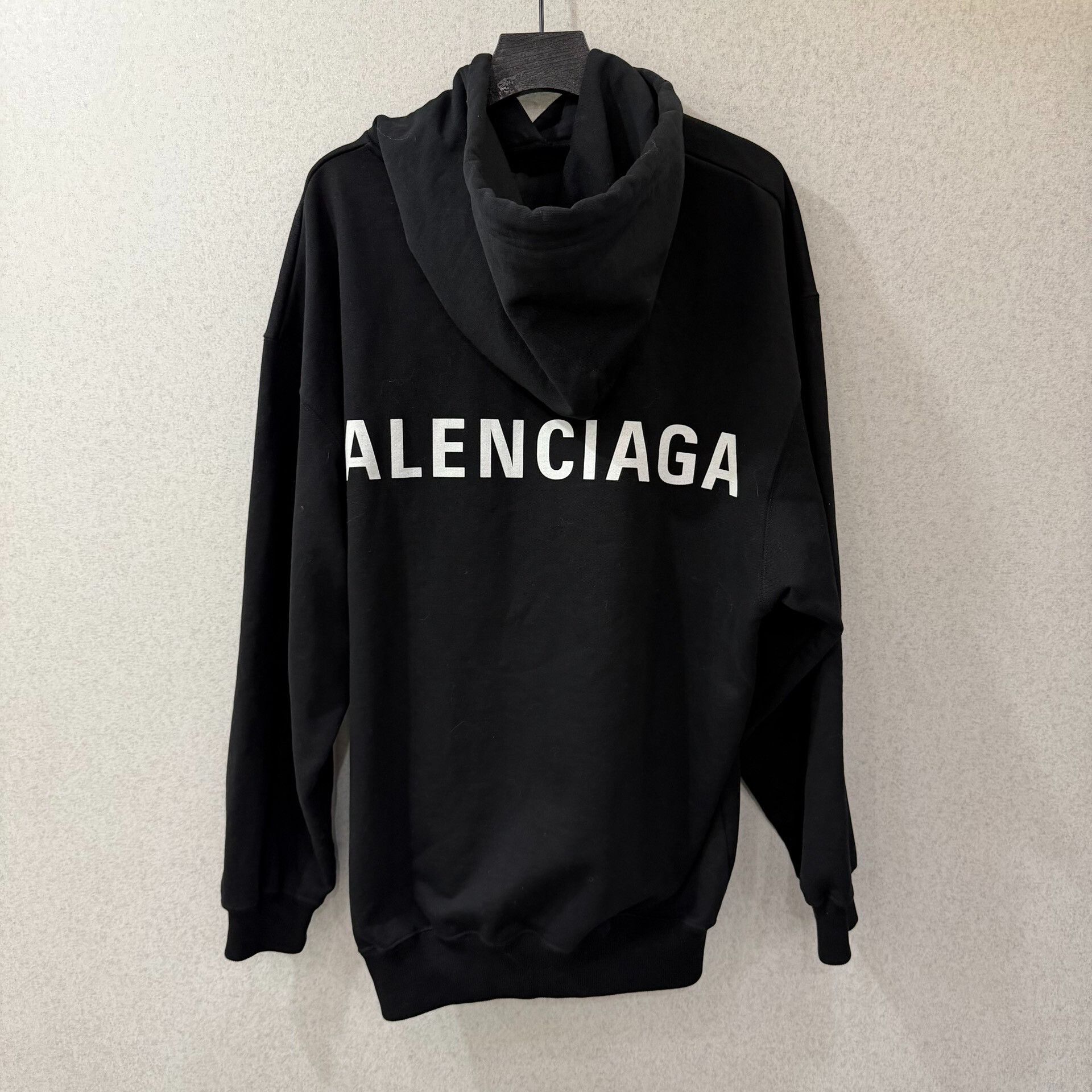 Balenciaga Balenciaga Printed Black Hoodie s Men Size US S / EU 44-46 / 1 - 2 Thumbnail