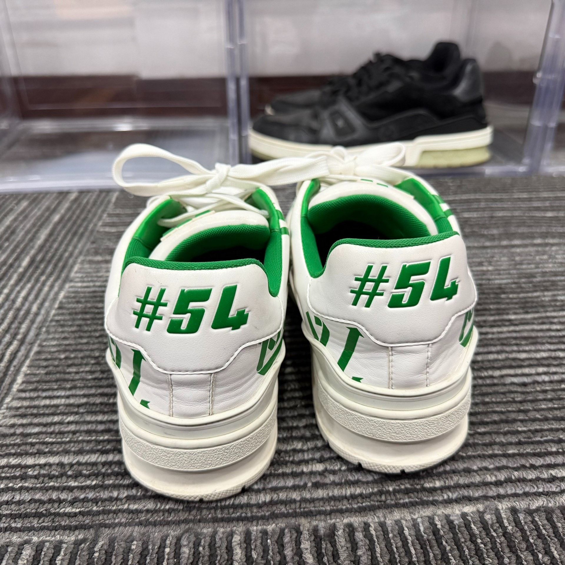 Louis Vuitton Louis Vuitton Training Green Lowtop Sneakers 8.5 Men Size US 8.5 / EU 41-42 - 5 Thumbnail
